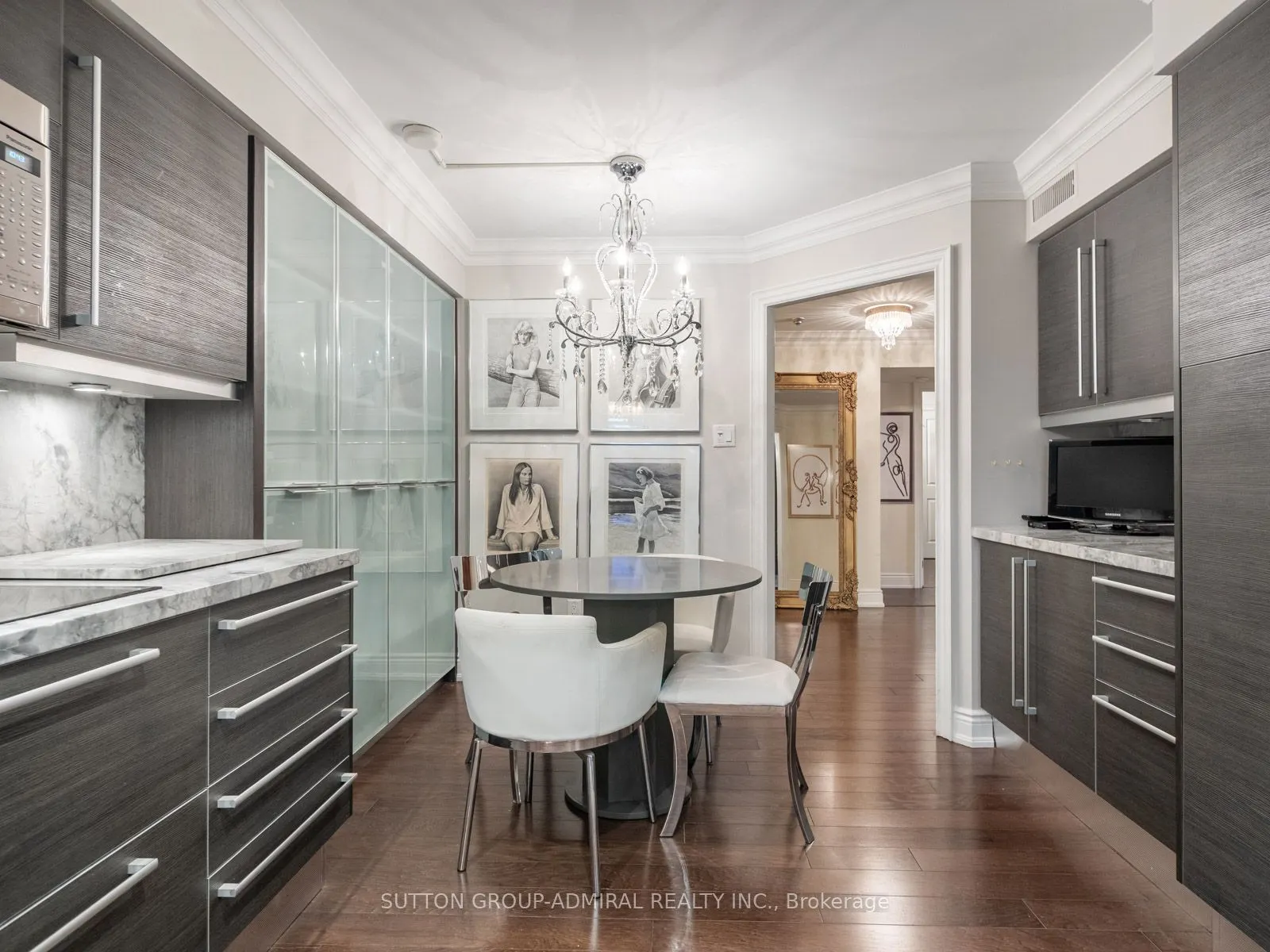 65 Spring Garden Avenue, #210