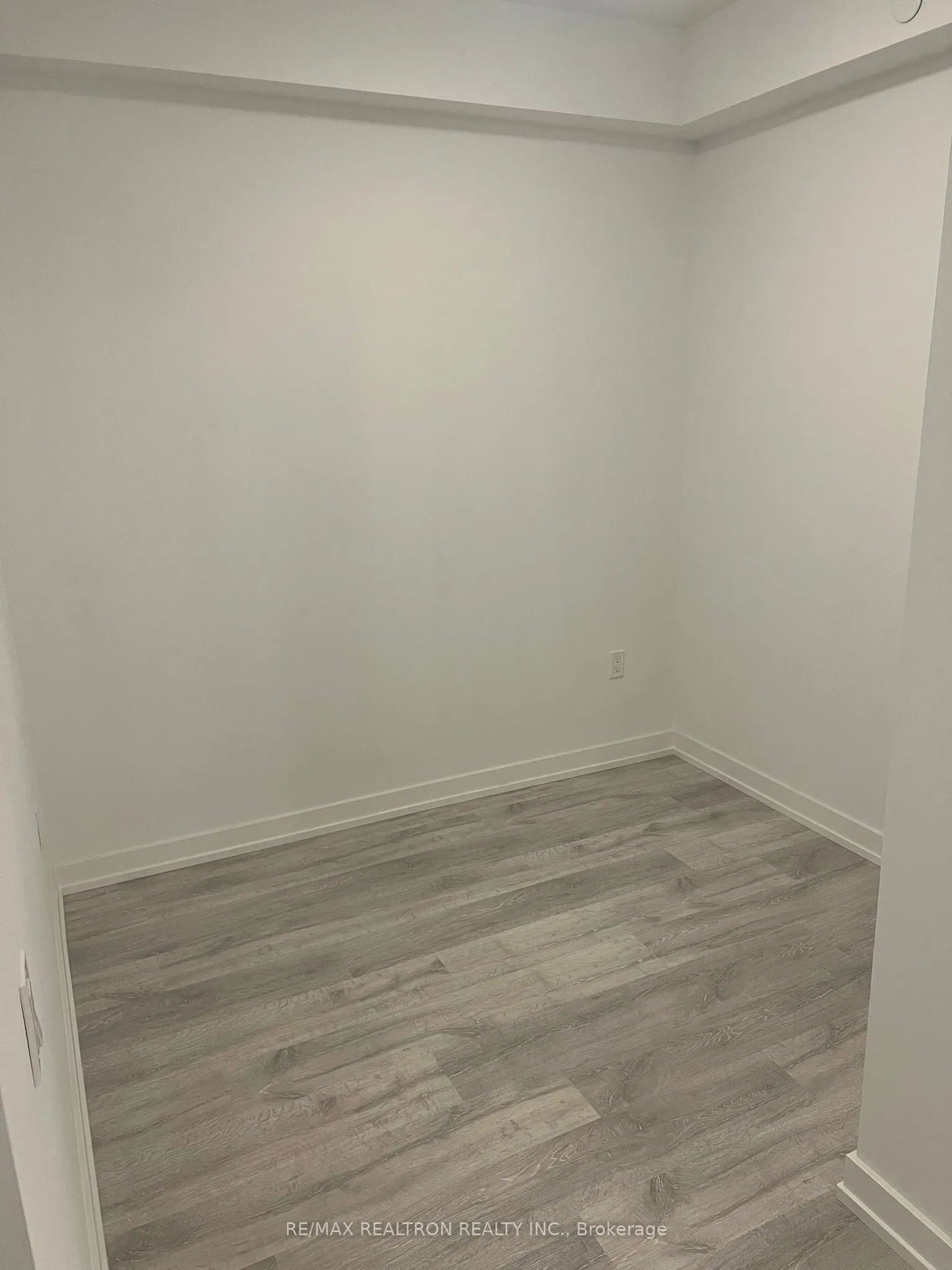 8 Olympic Garden Drive, #S2510