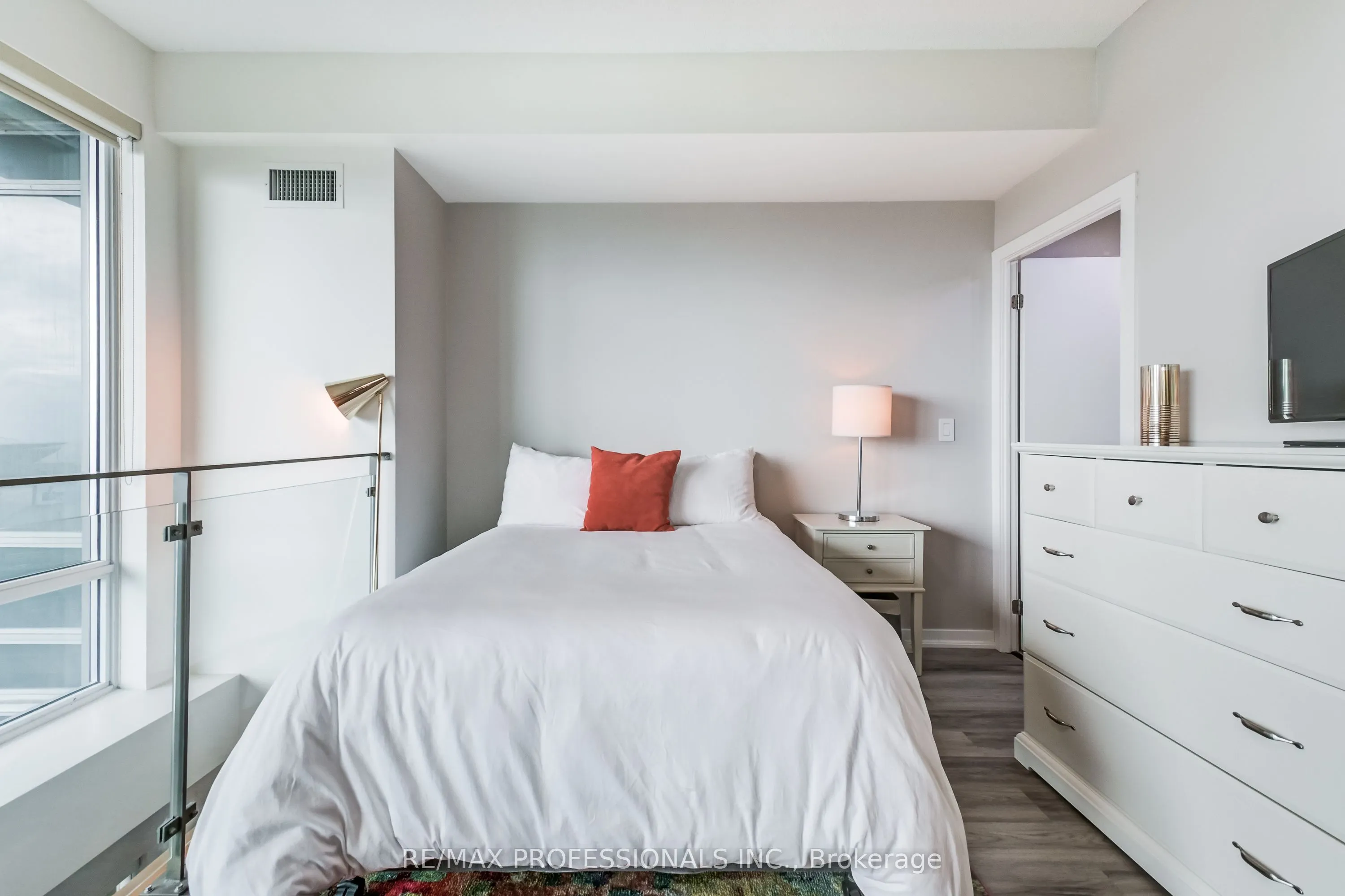 55 East Liberty Street, #1210
