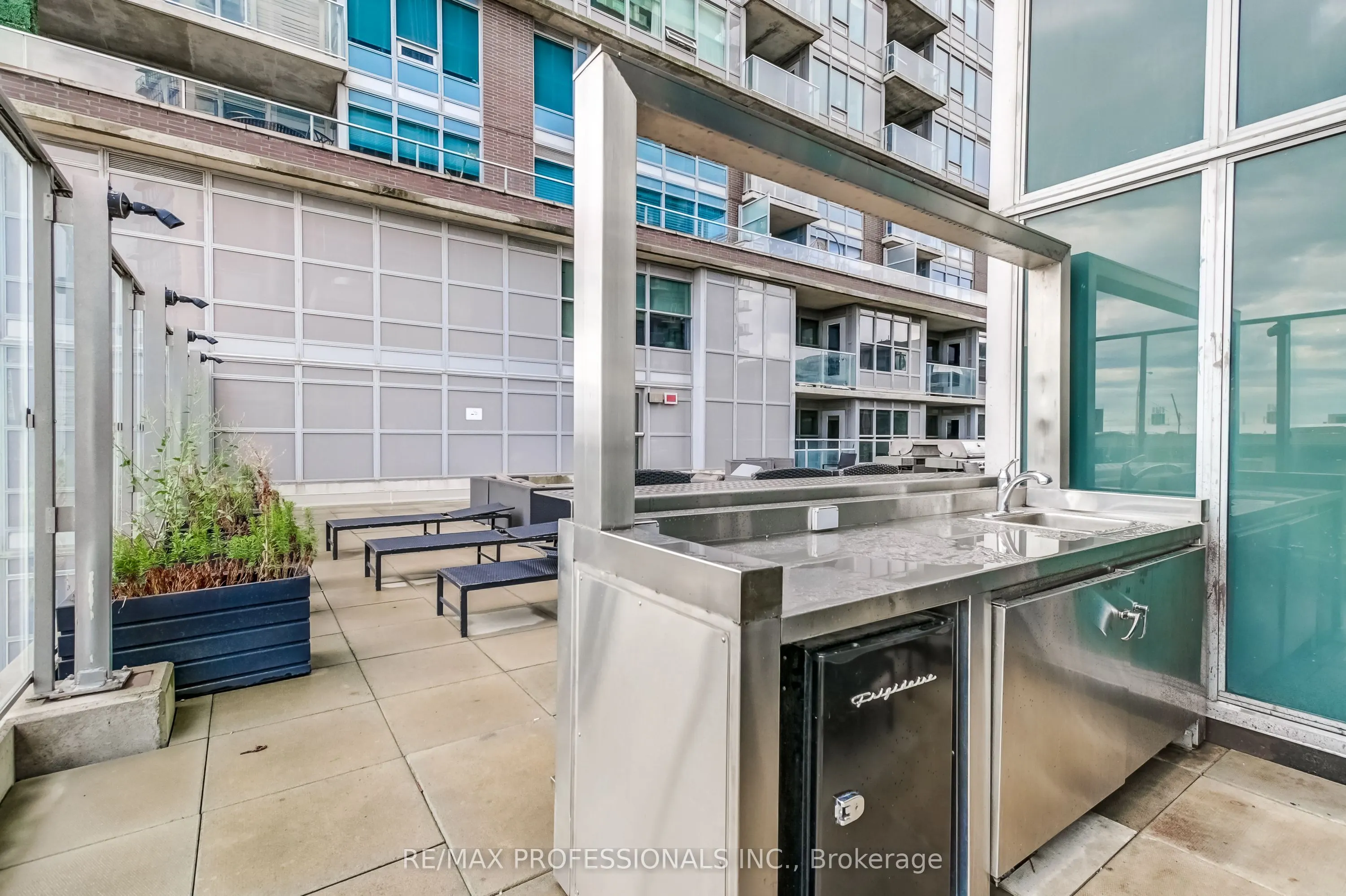 55 East Liberty Street, #1210