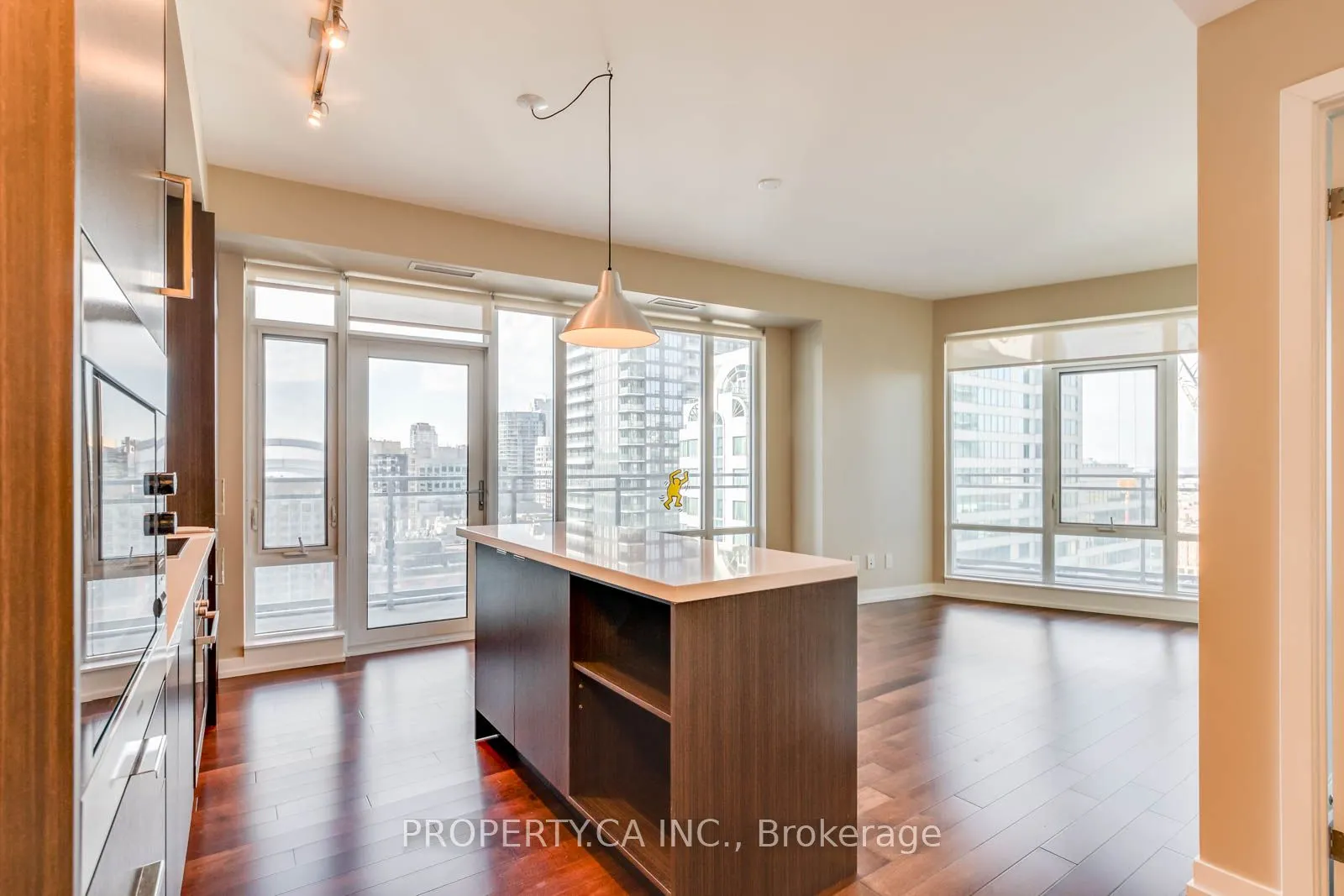 21 Widmer Street, #1611