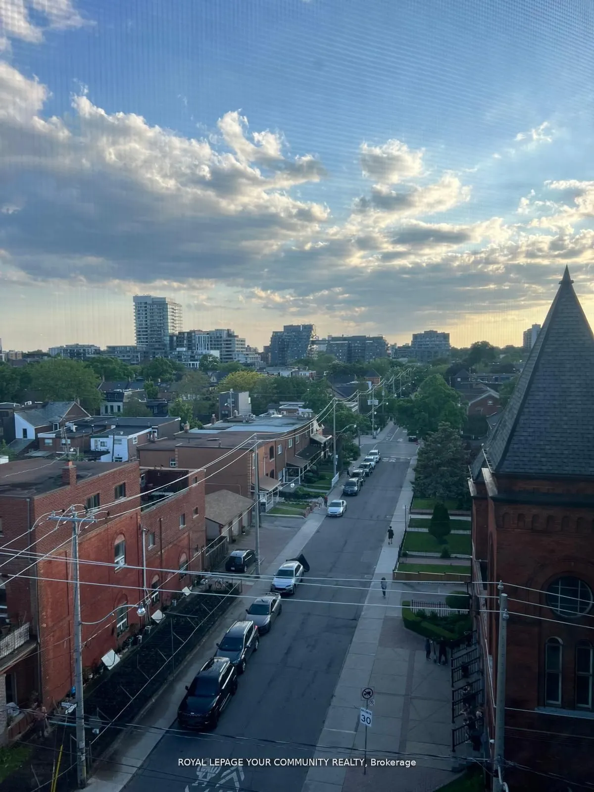 183 Dovercourt Road S, #506