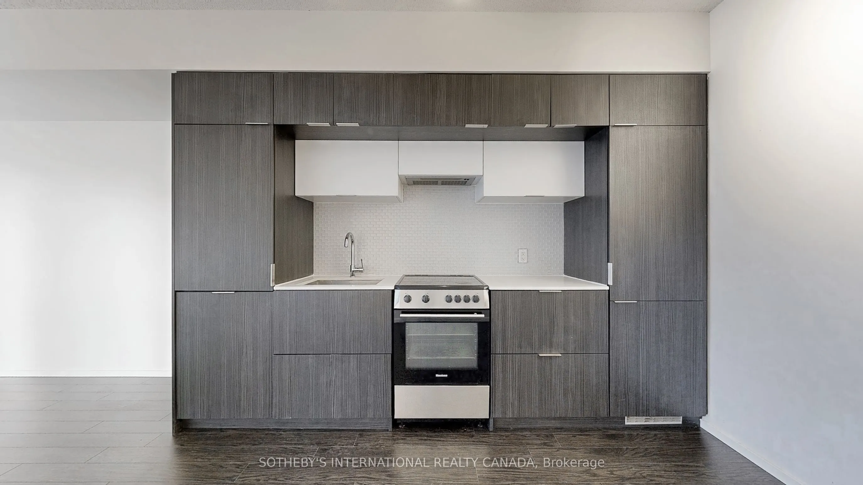 159 Dundas Street E, #705