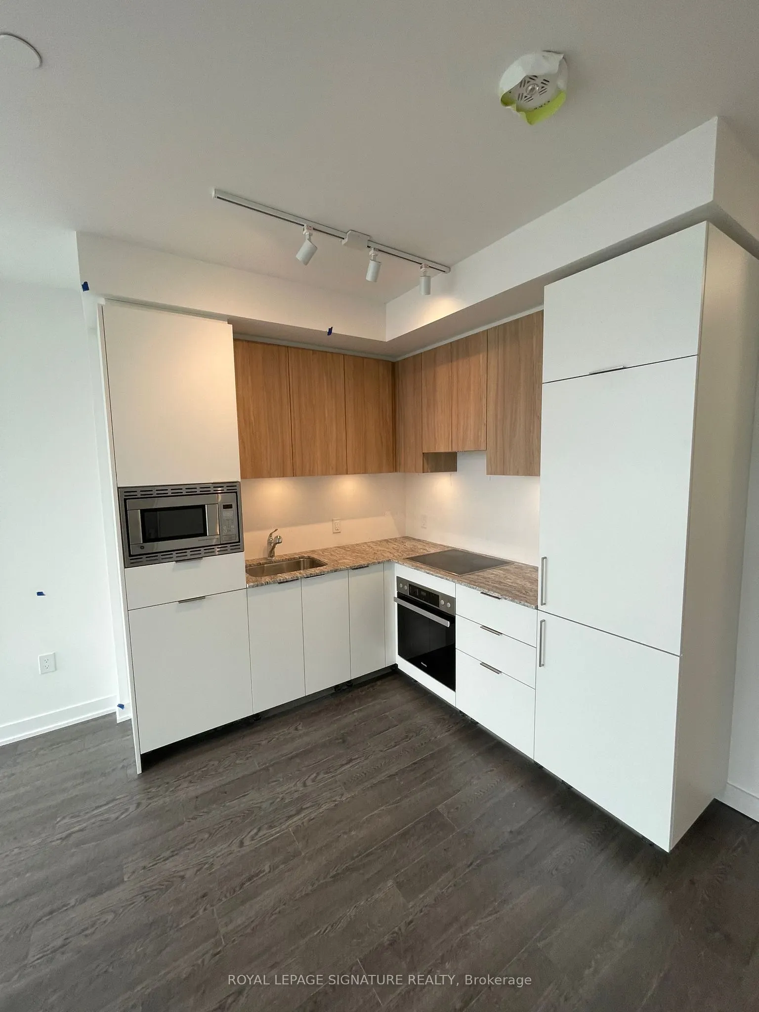 50 O'Neill Road, #801