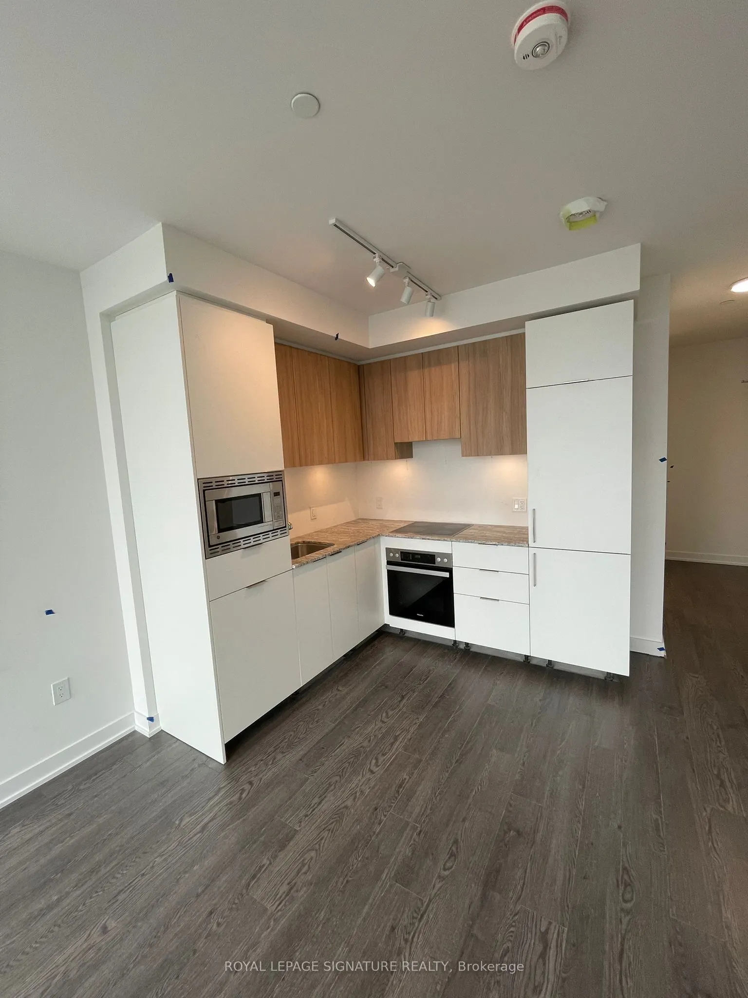 50 O'Neill Road, #801