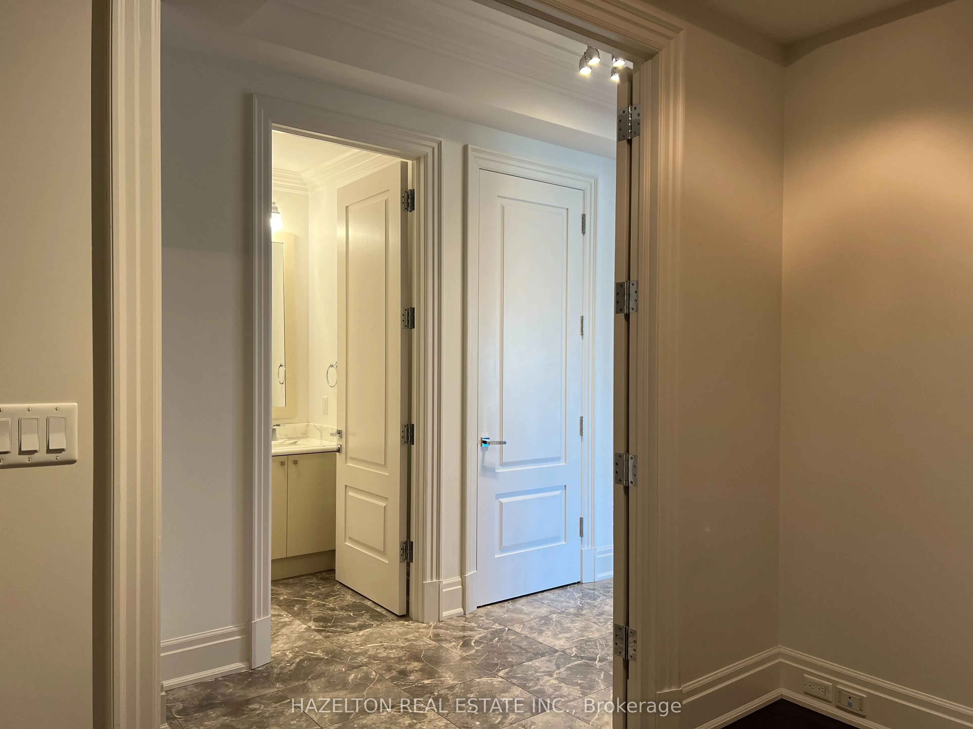 55 Scollard Street, #801