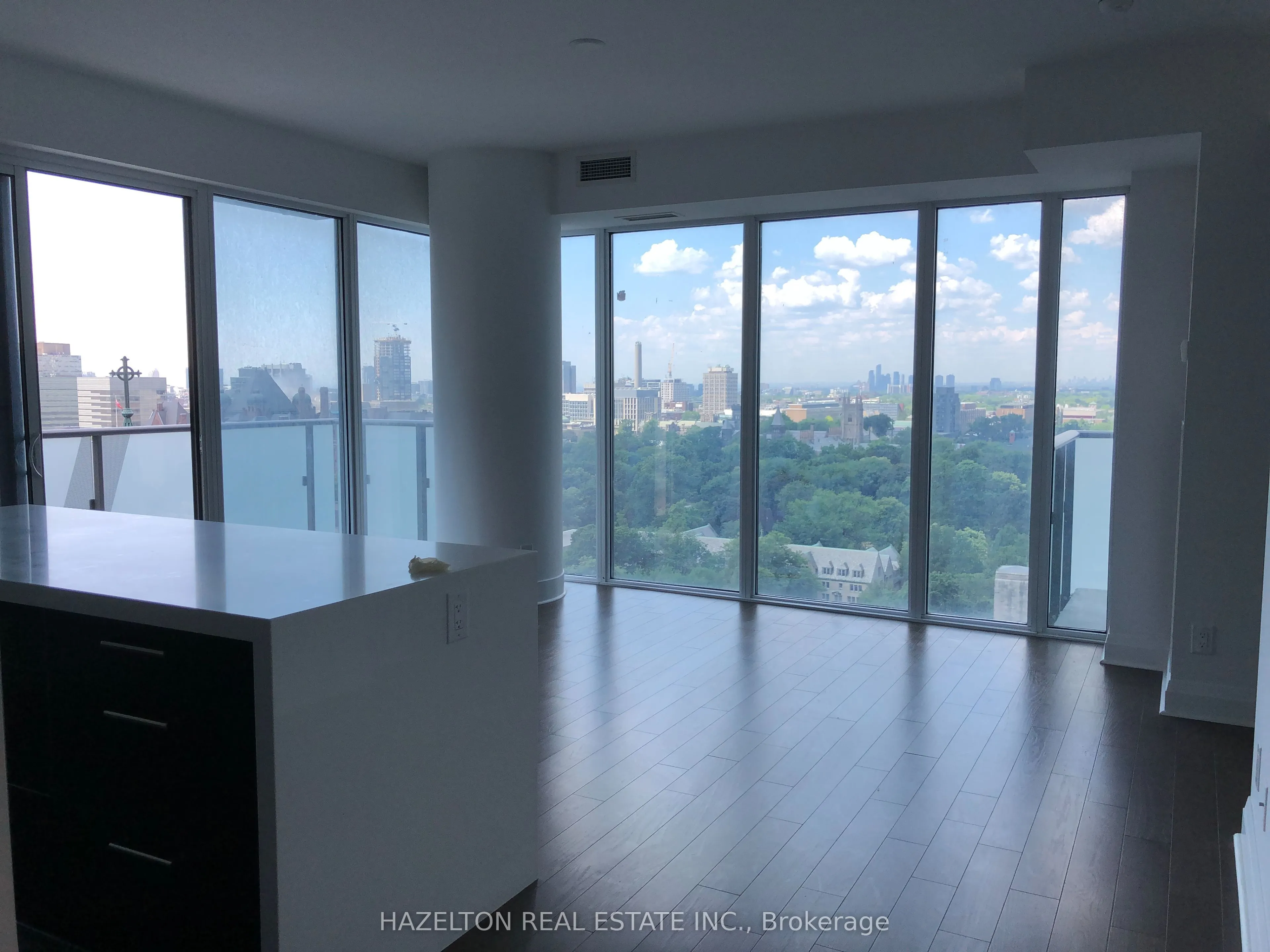 1080 Bay Street, #1504