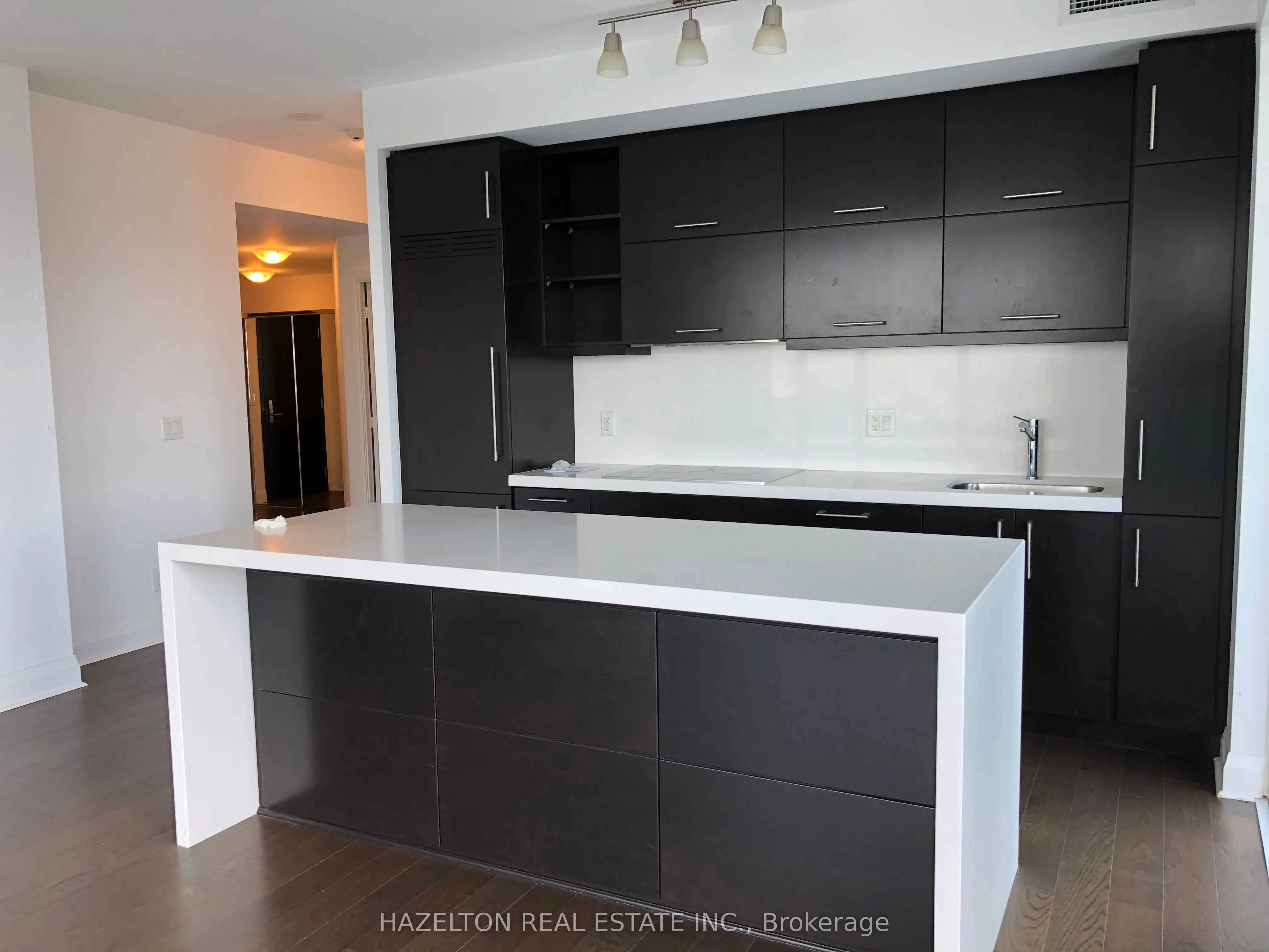 1080 Bay Street, #1504
