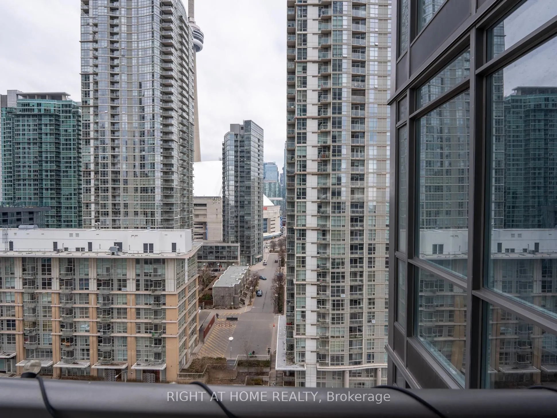 11 Brunel Court, #1706