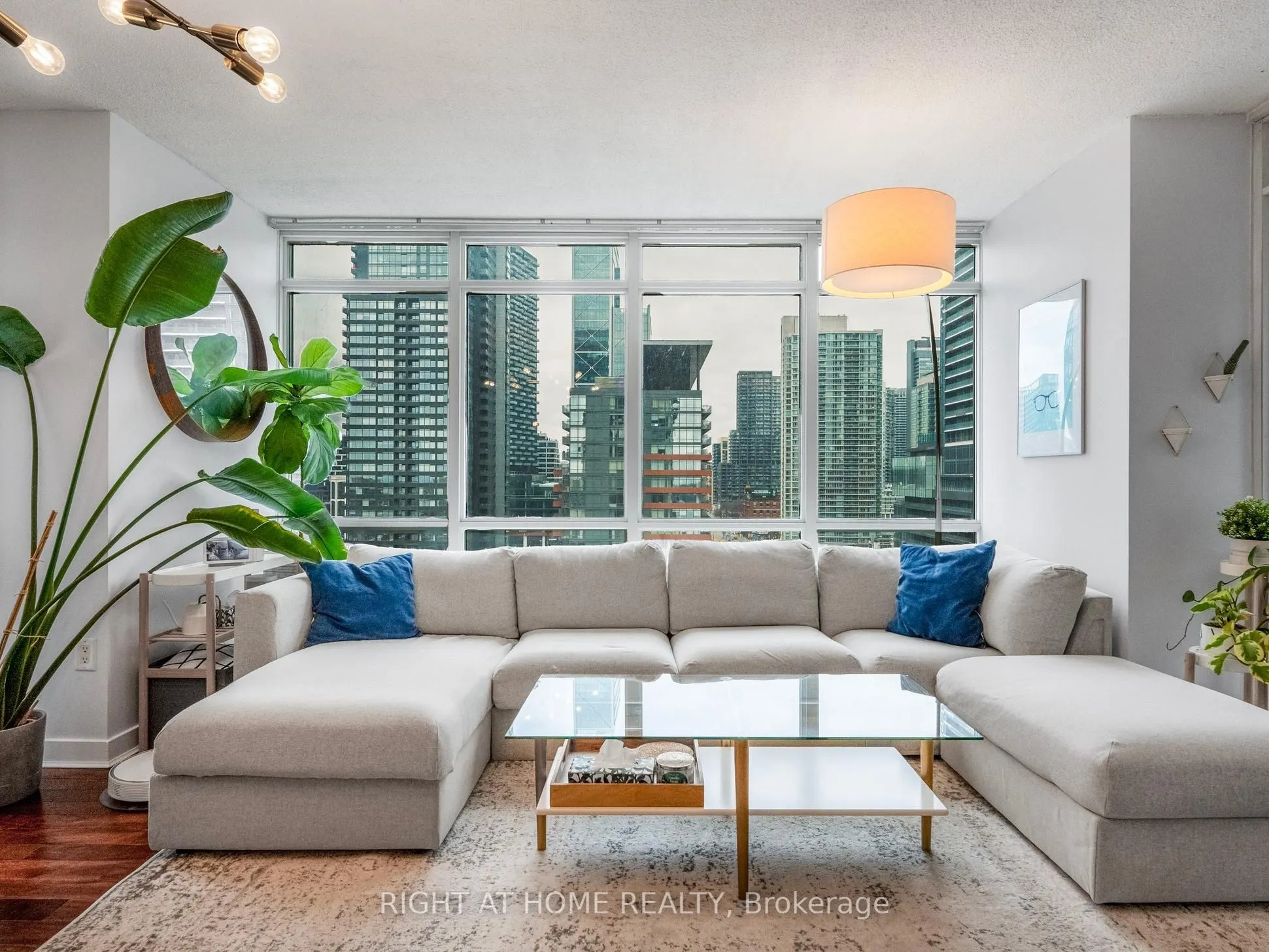 11 Brunel Court, #1706