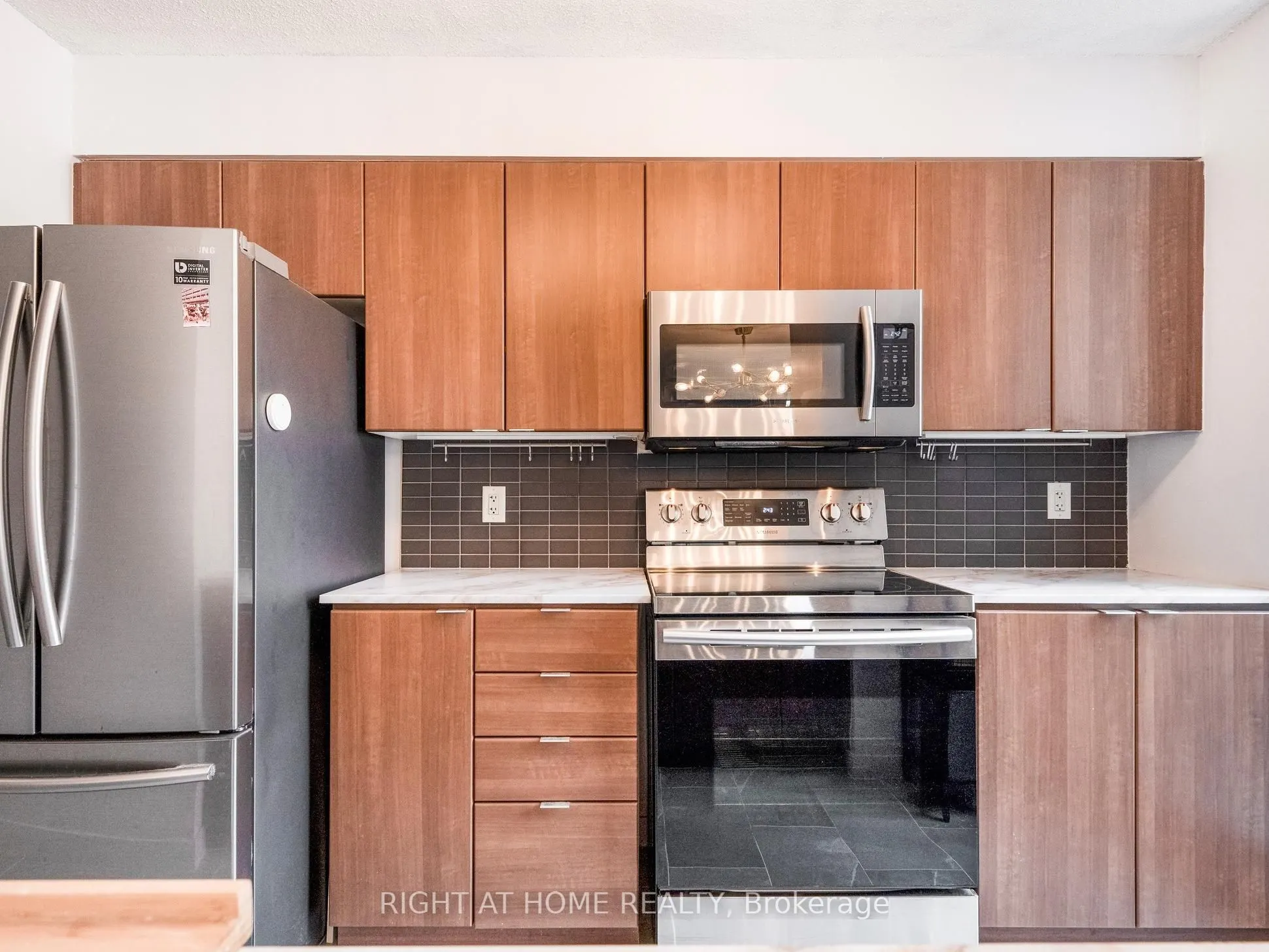 11 Brunel Court, #1706