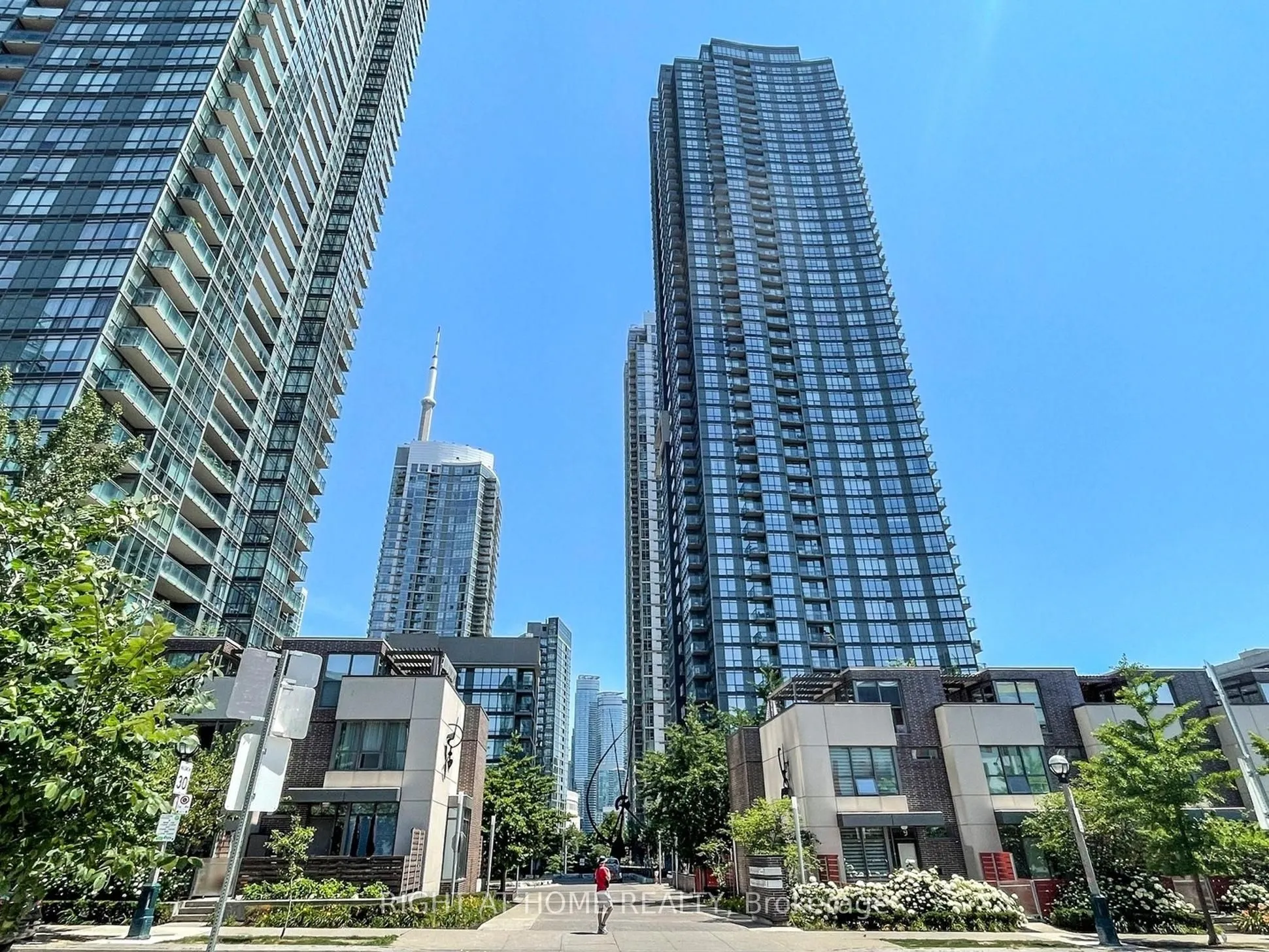11 Brunel Court, #1706