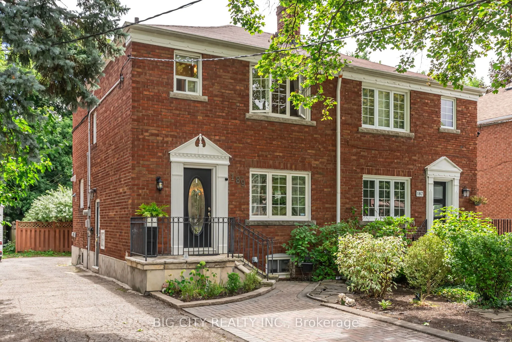 189 Donlea Drive, #Main