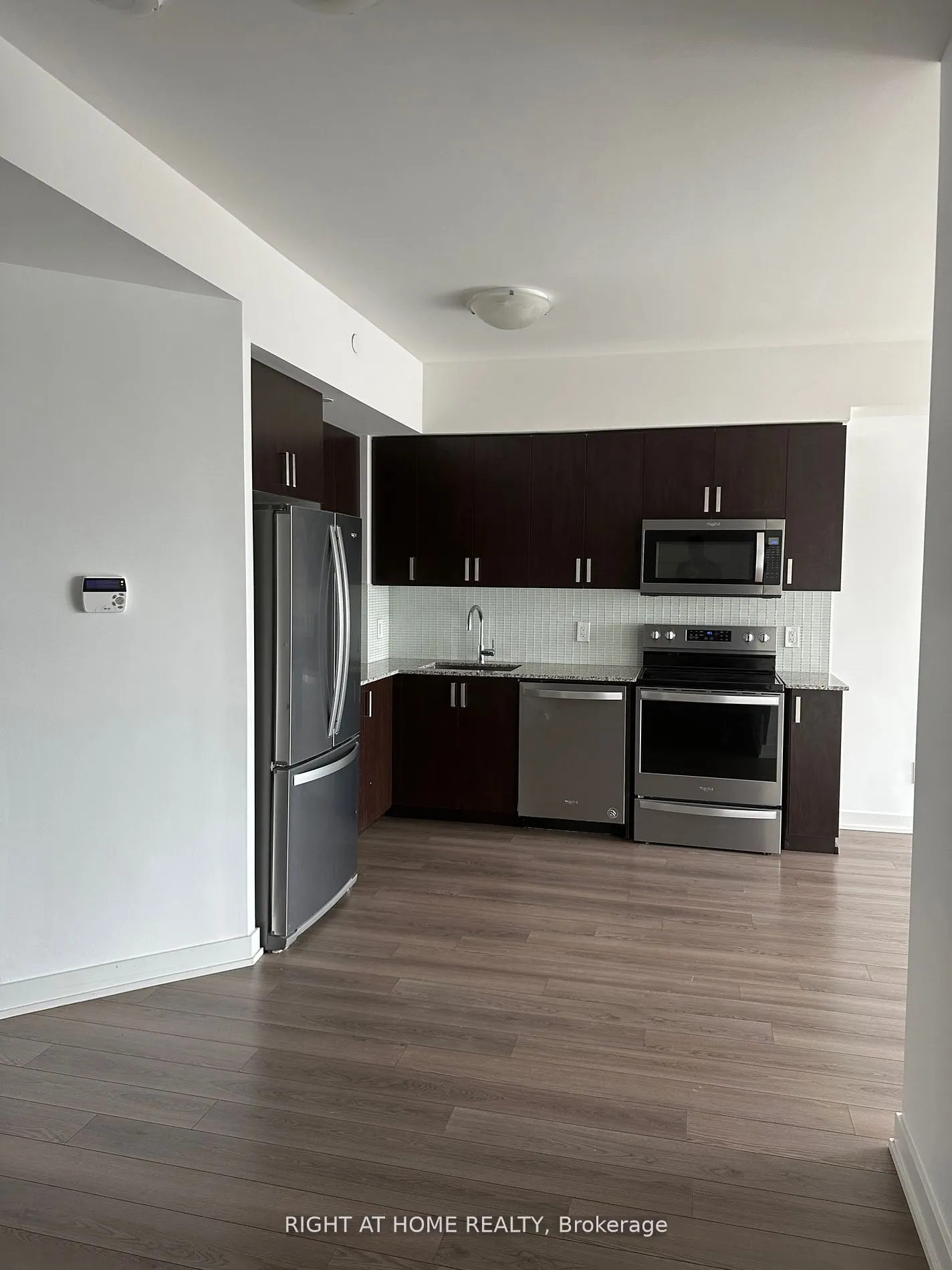 1603 Eglinton Avenue W, #907