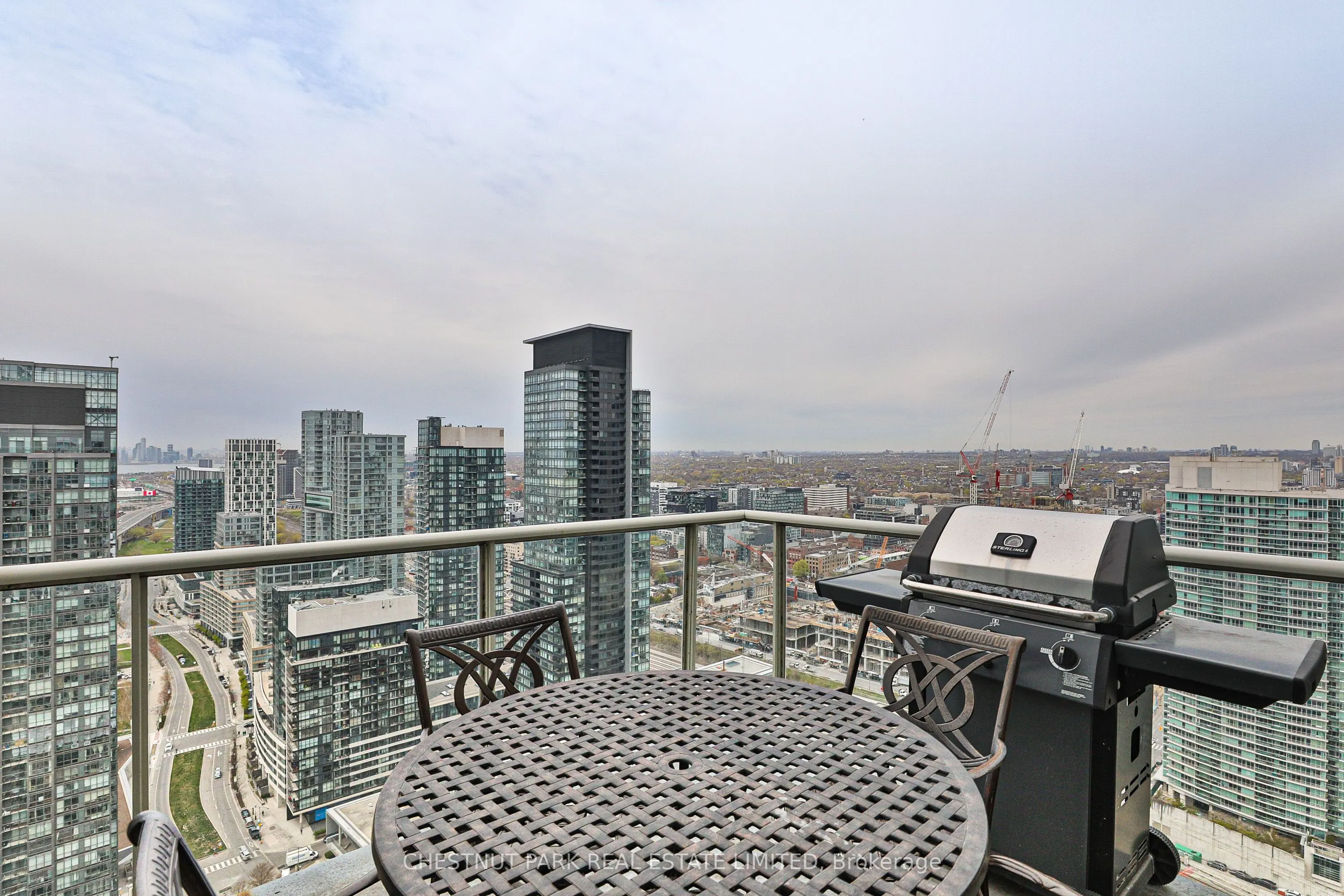 10 Navy Wharf Court, #Ph01