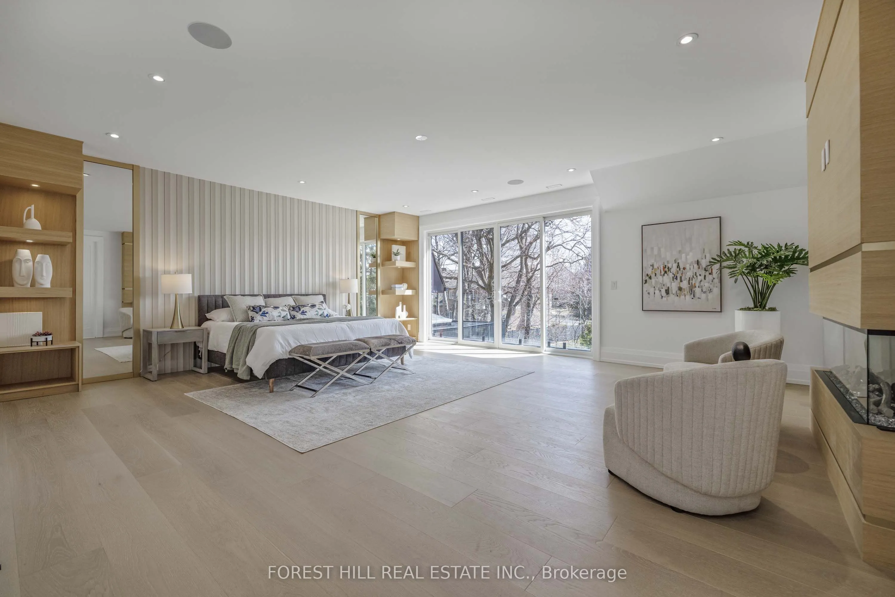 81 Upper Canada Drive
