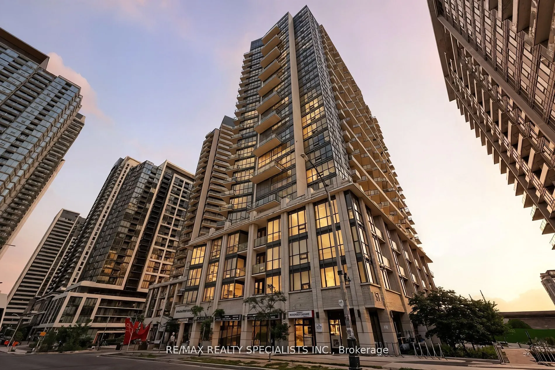 51 East Liberty Street, #401