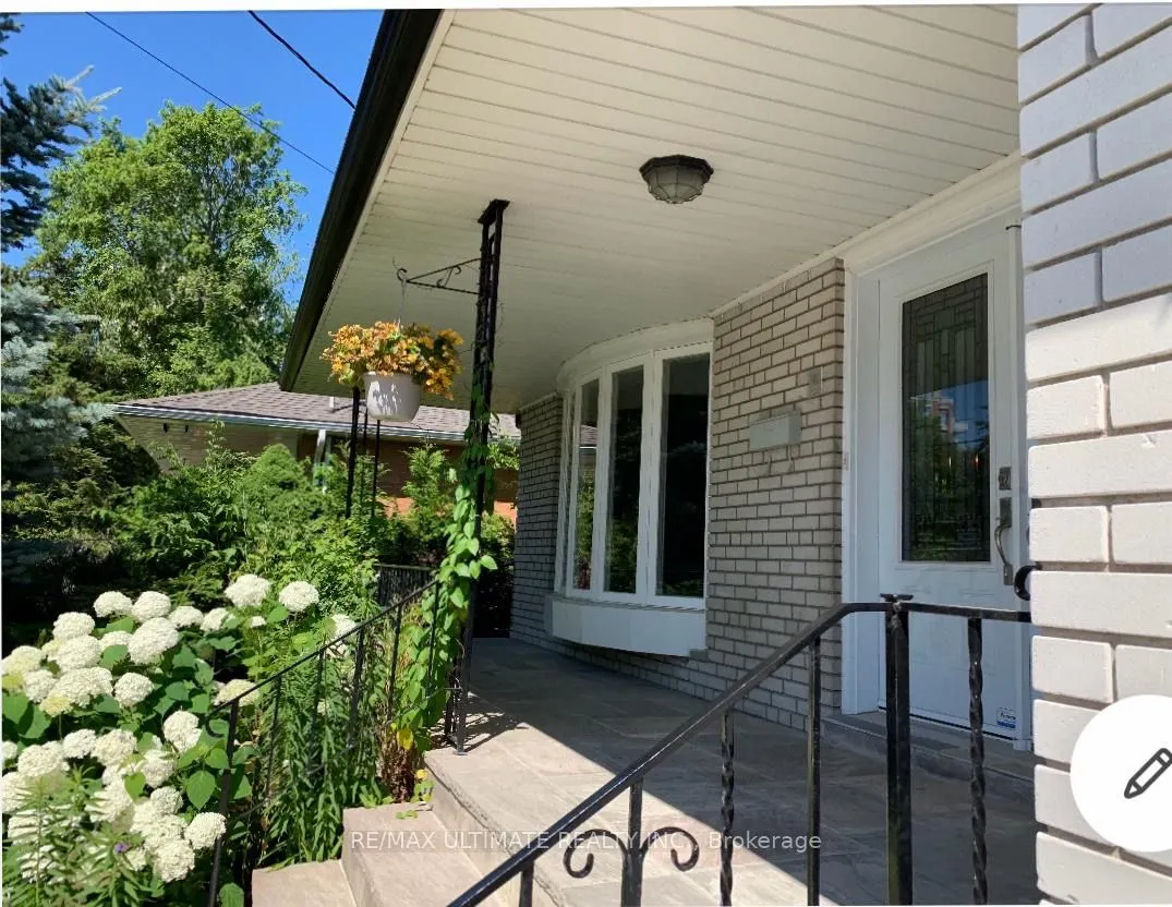 55 Tollerton Avenue