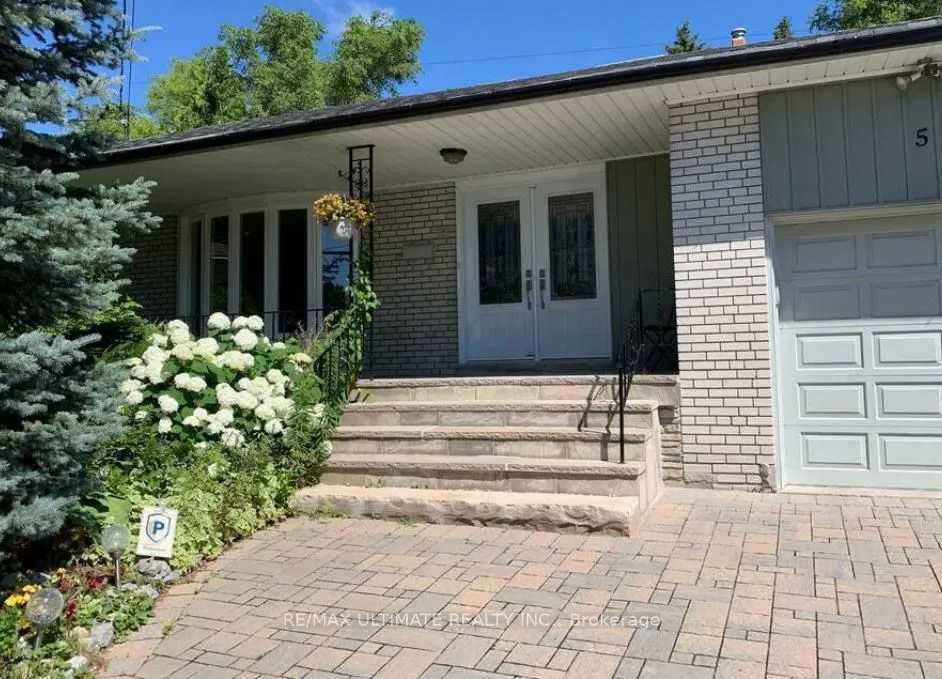 55 Tollerton Avenue