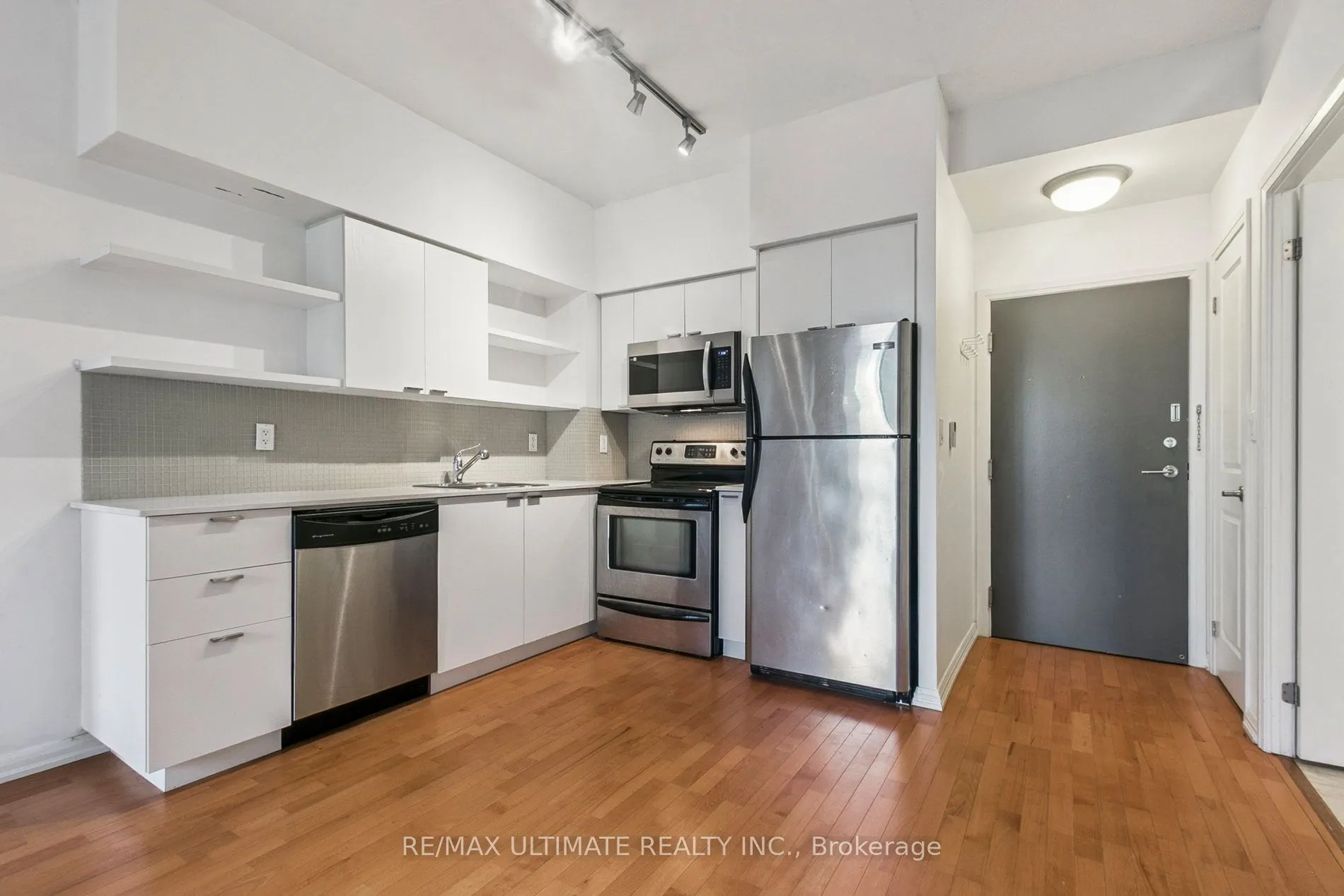 35 Hayden Street, #1002