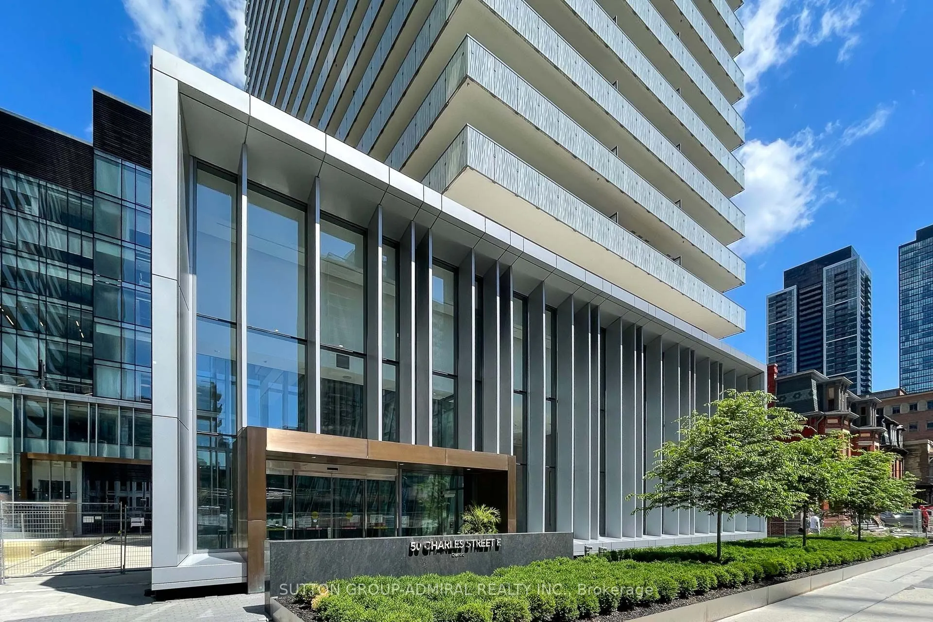 42 Charles Street E, #4403