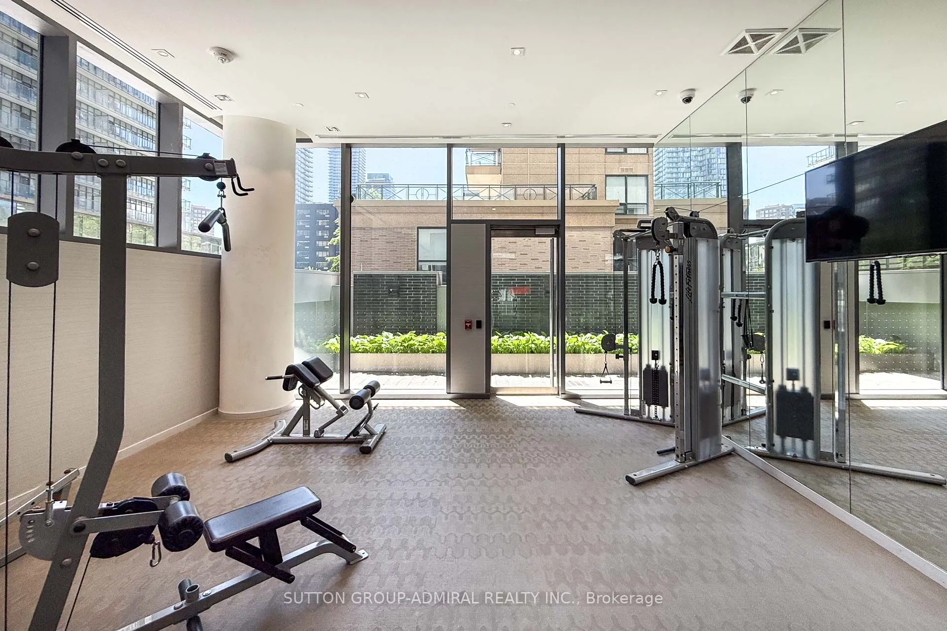 42 Charles Street E, #4403