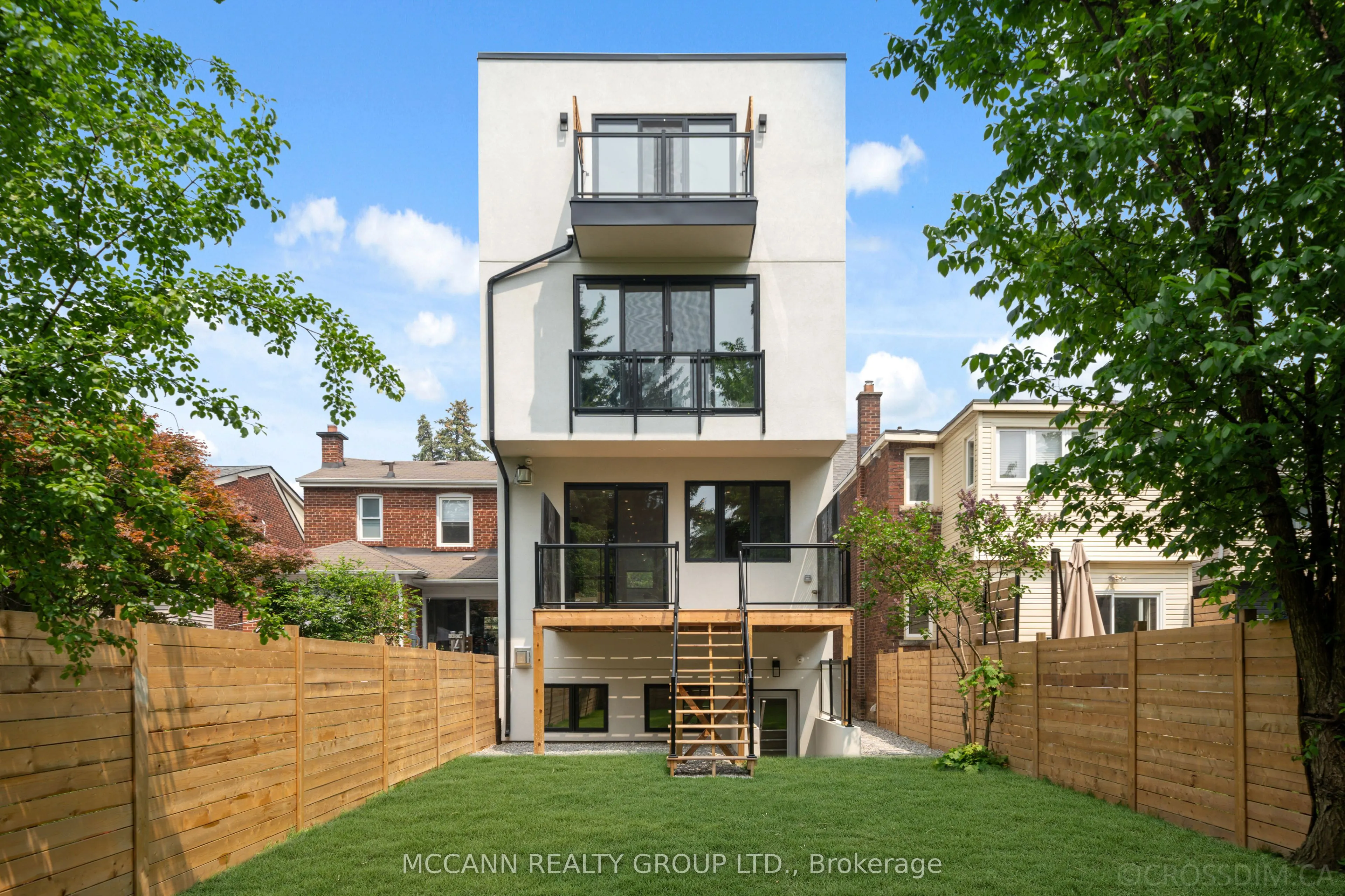 276 Wychwood Avenue