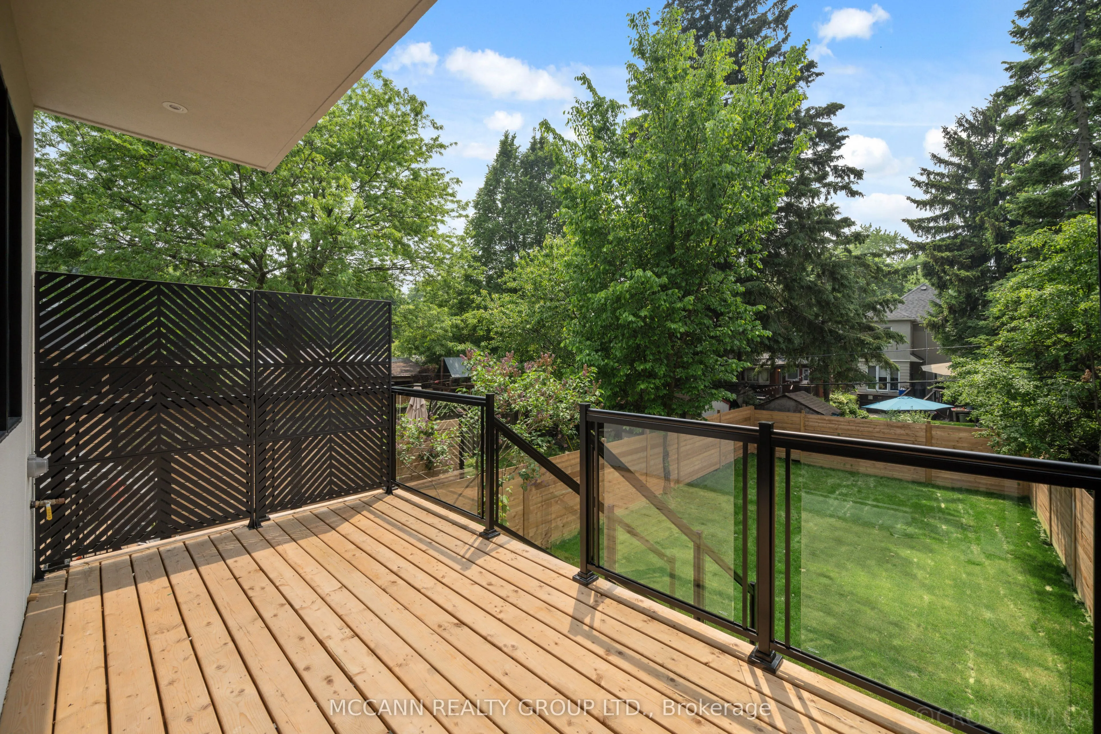 276 Wychwood Avenue