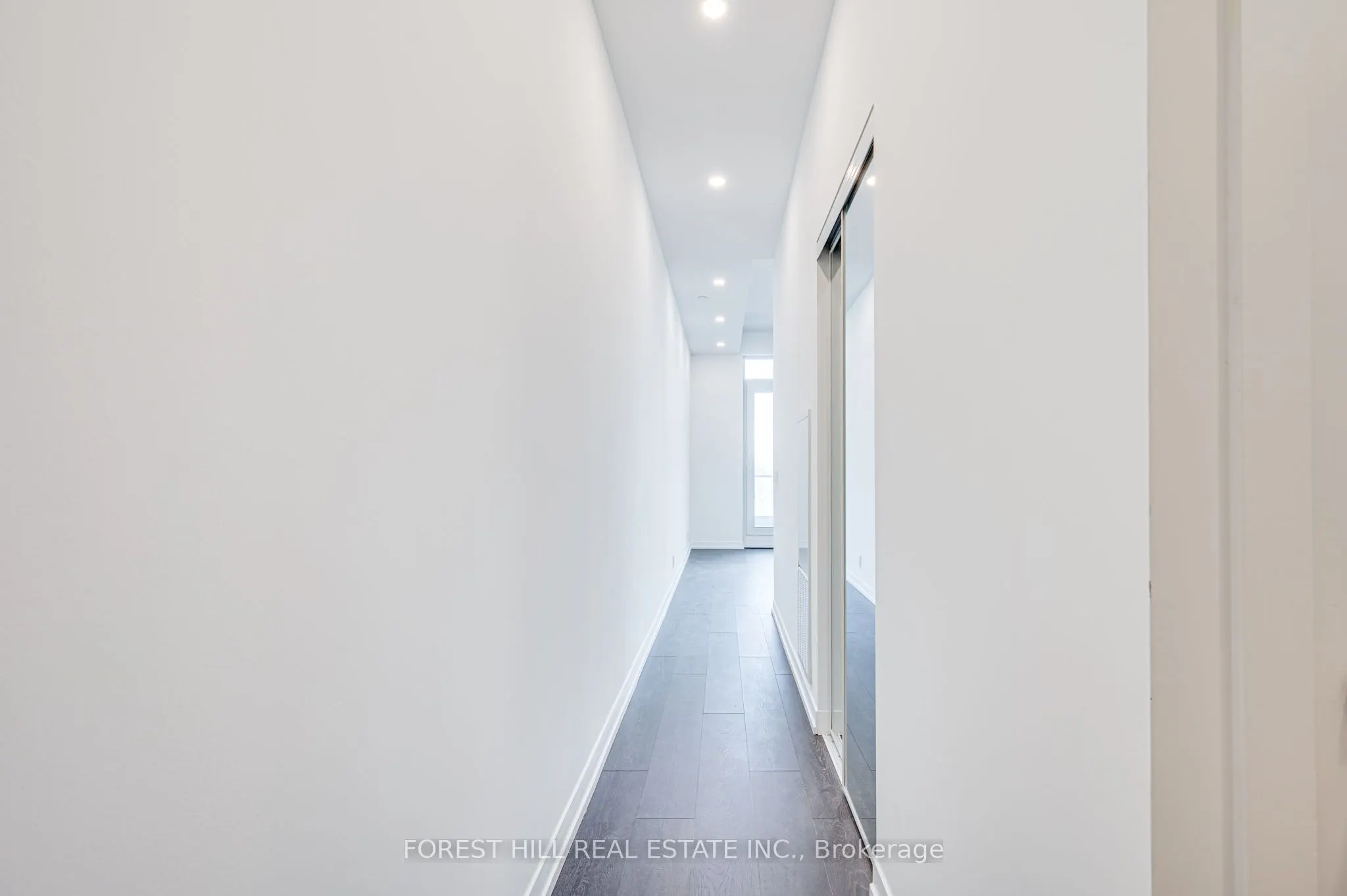 2020 Bathurst Street, #926