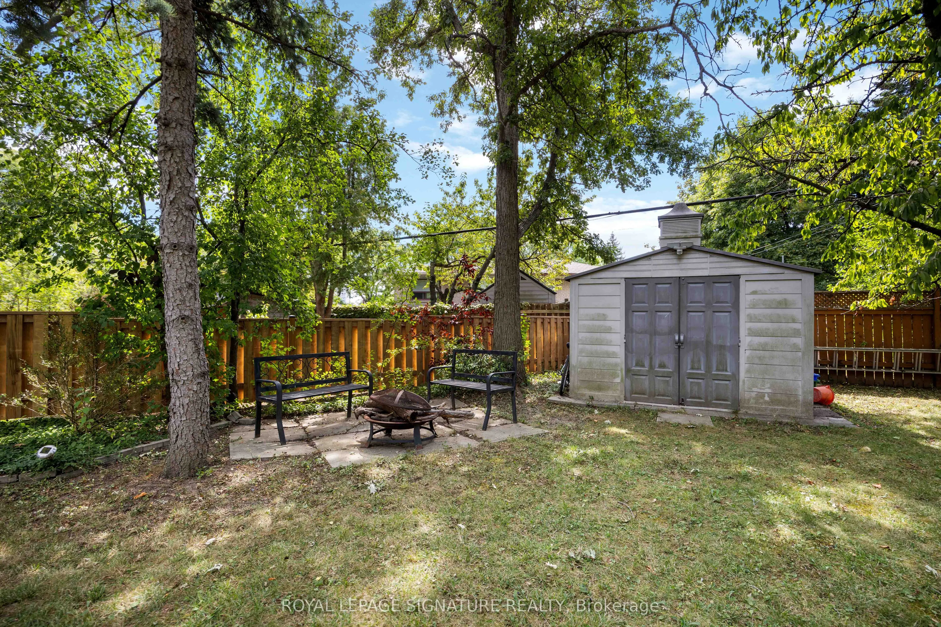 104 Billington Crescent