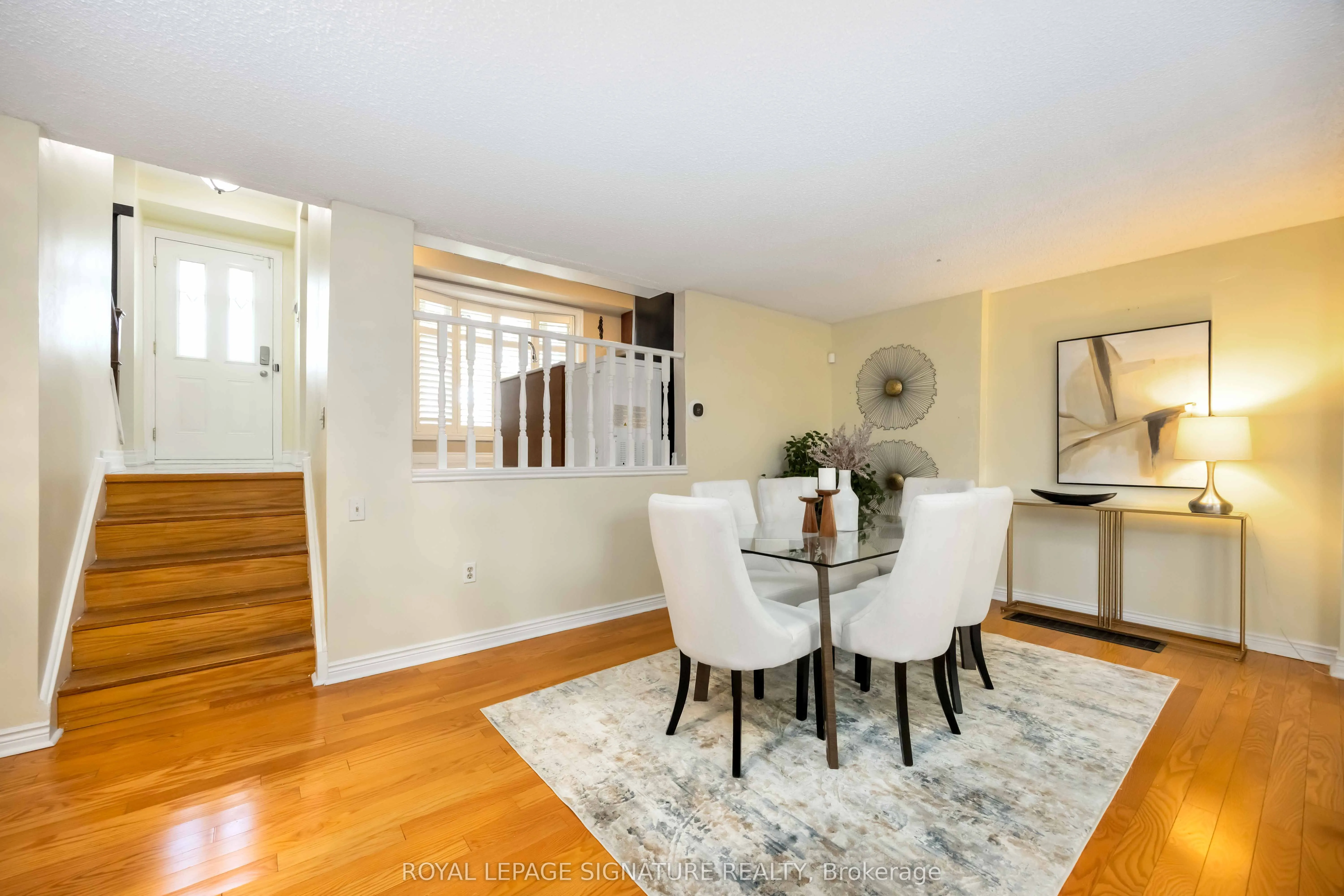 104 Billington Crescent