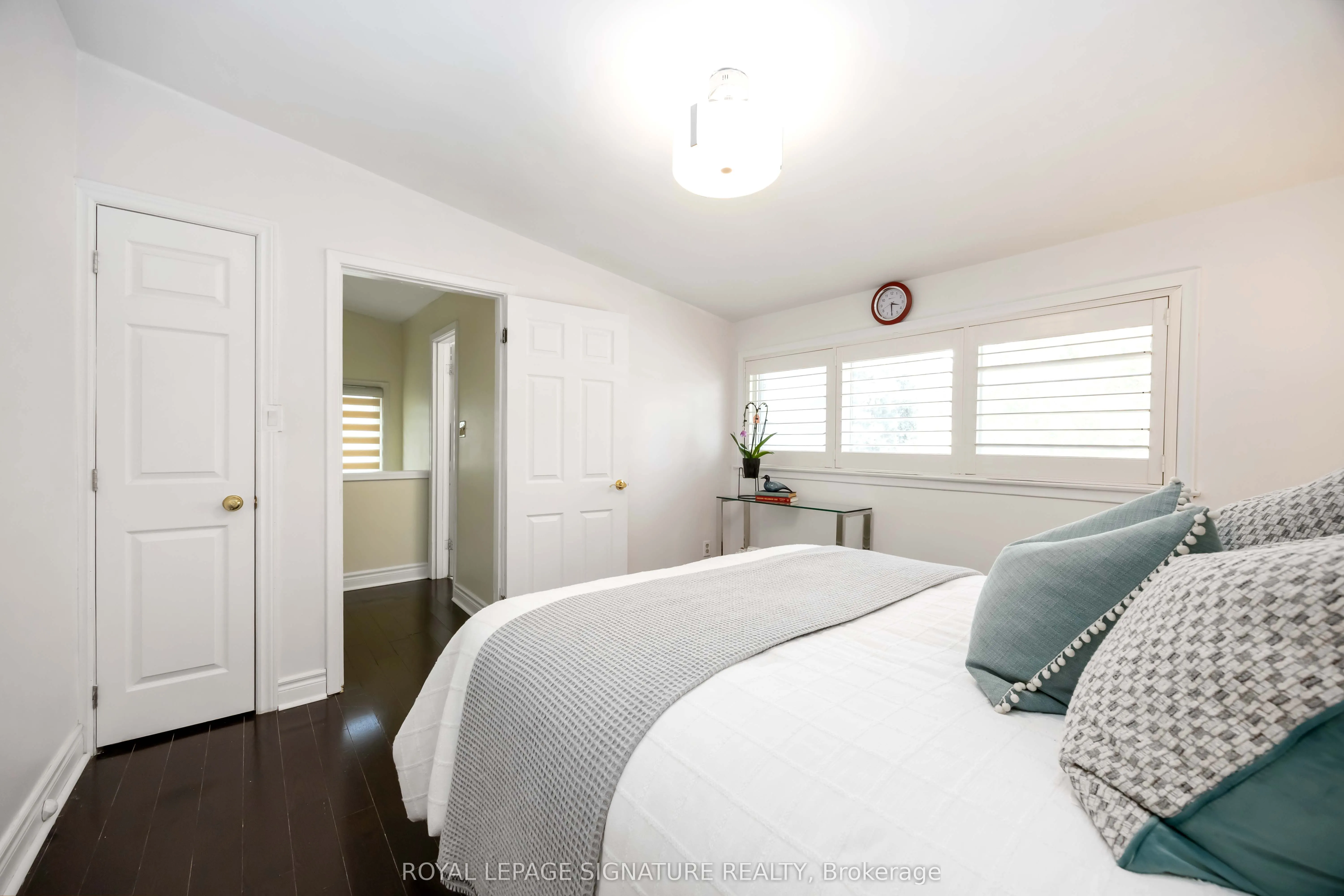 104 Billington Crescent
