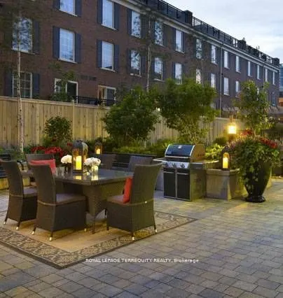 105 Harrison Garden Boulevard, #1016