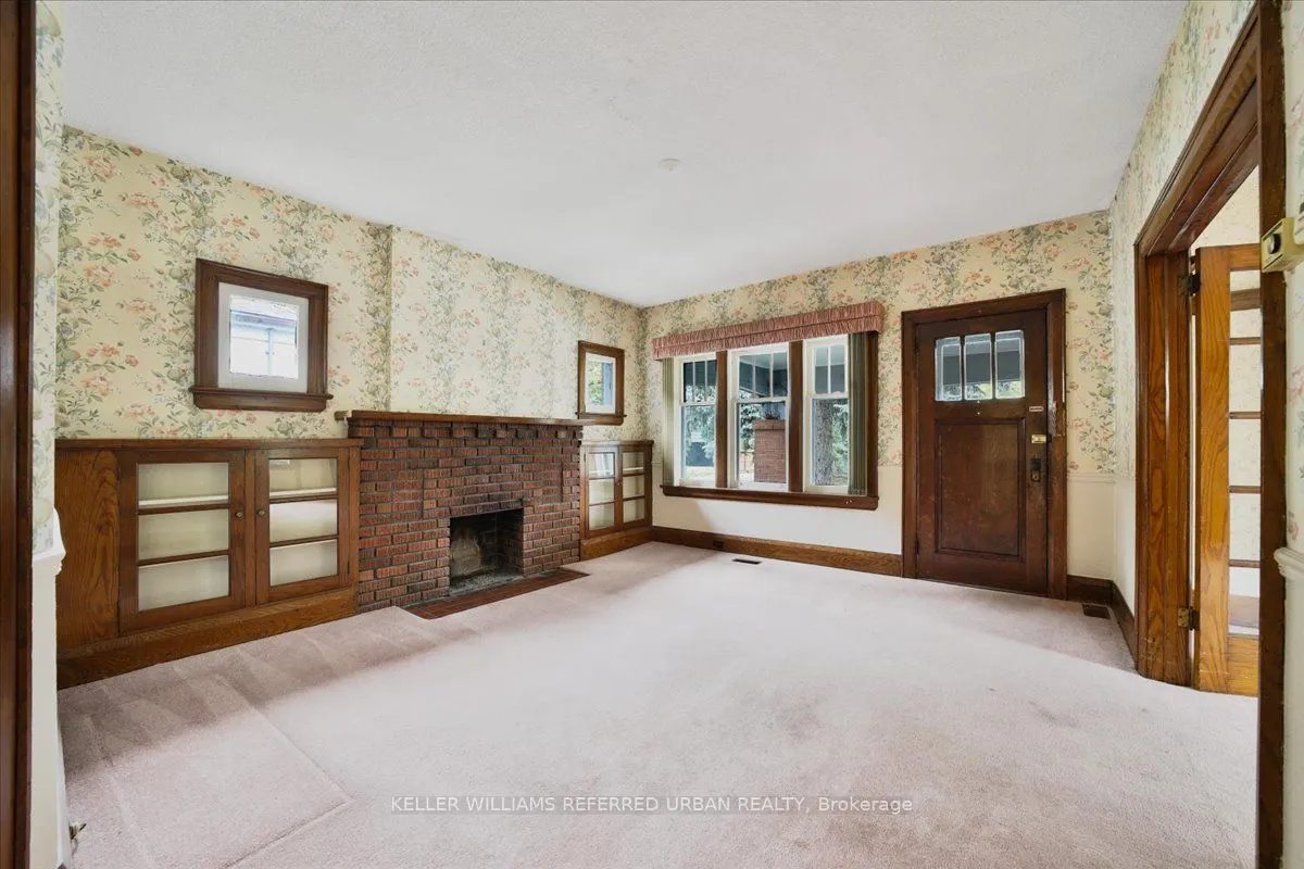 91 Harlandale Avenue