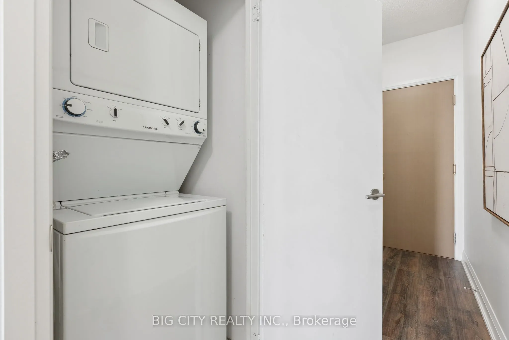 160 Vanderhoof Avenue, #1609