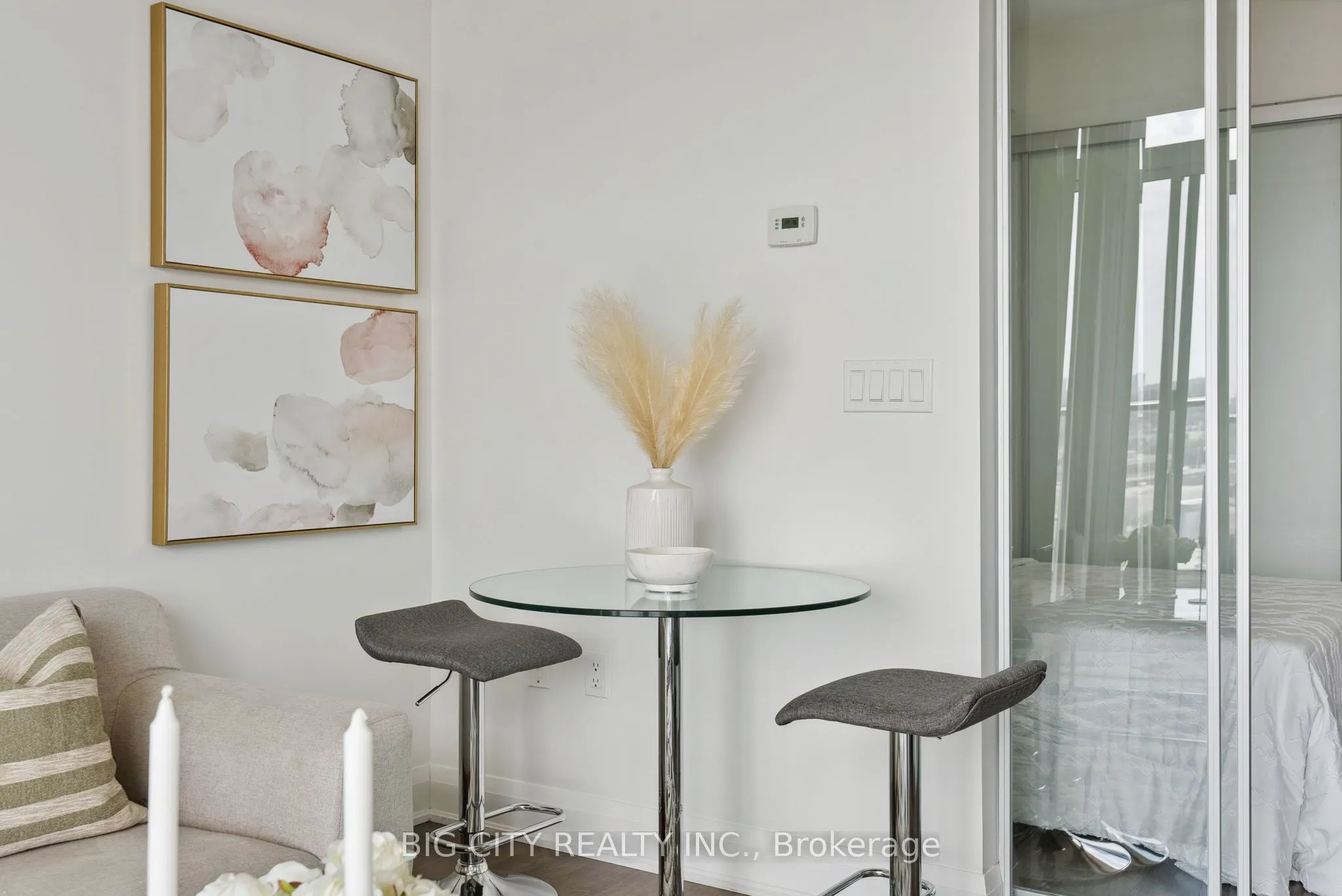 160 Vanderhoof Avenue, #1609