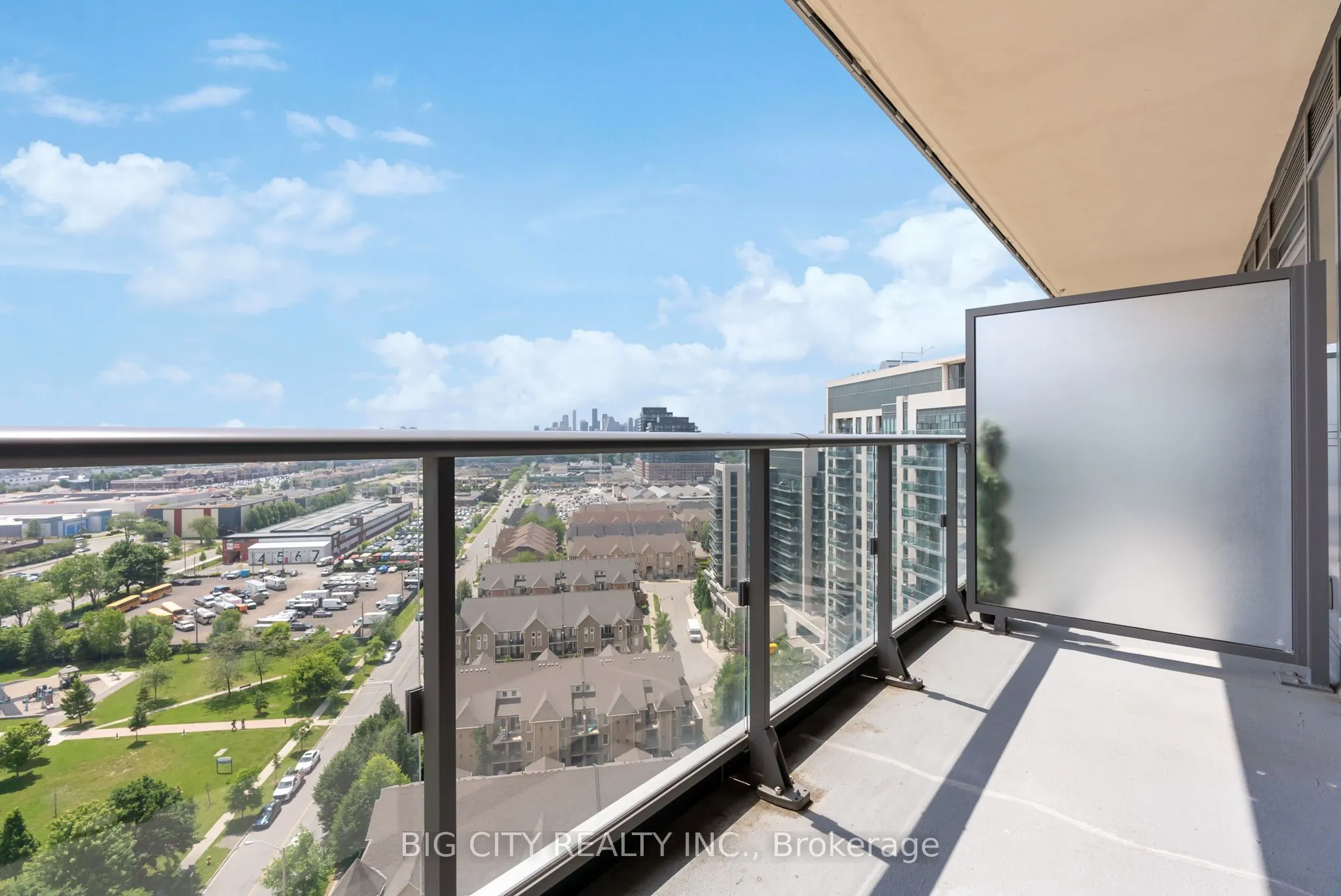 160 Vanderhoof Avenue, #1609