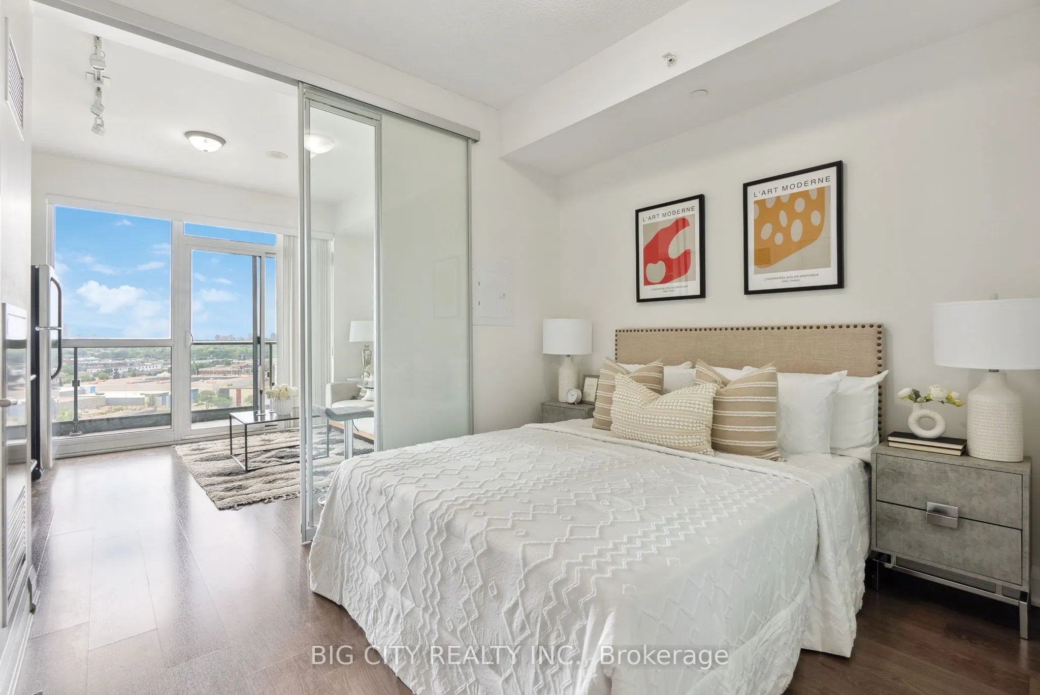160 Vanderhoof Avenue, #1609