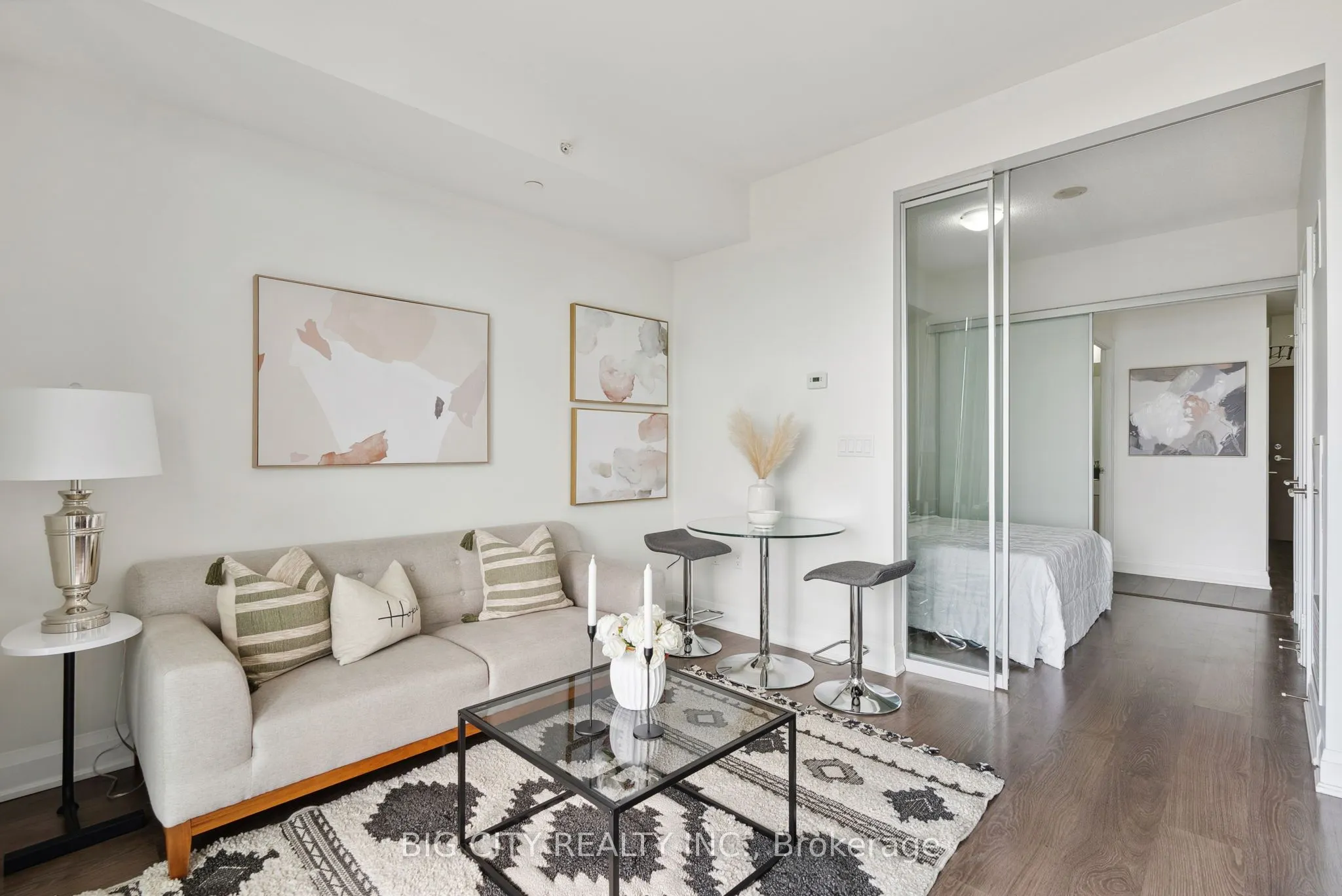 160 Vanderhoof Avenue, #1609