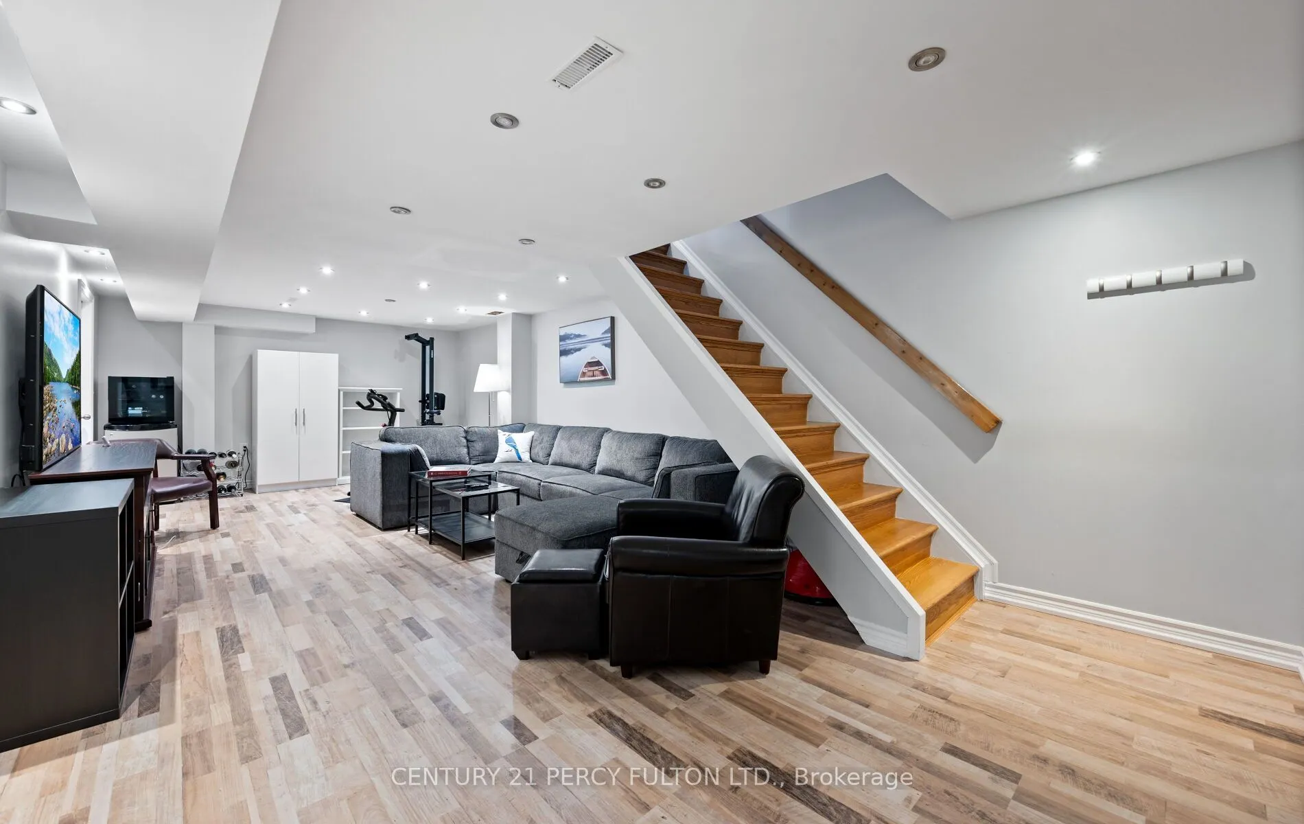 57 Golden Appleway, #111