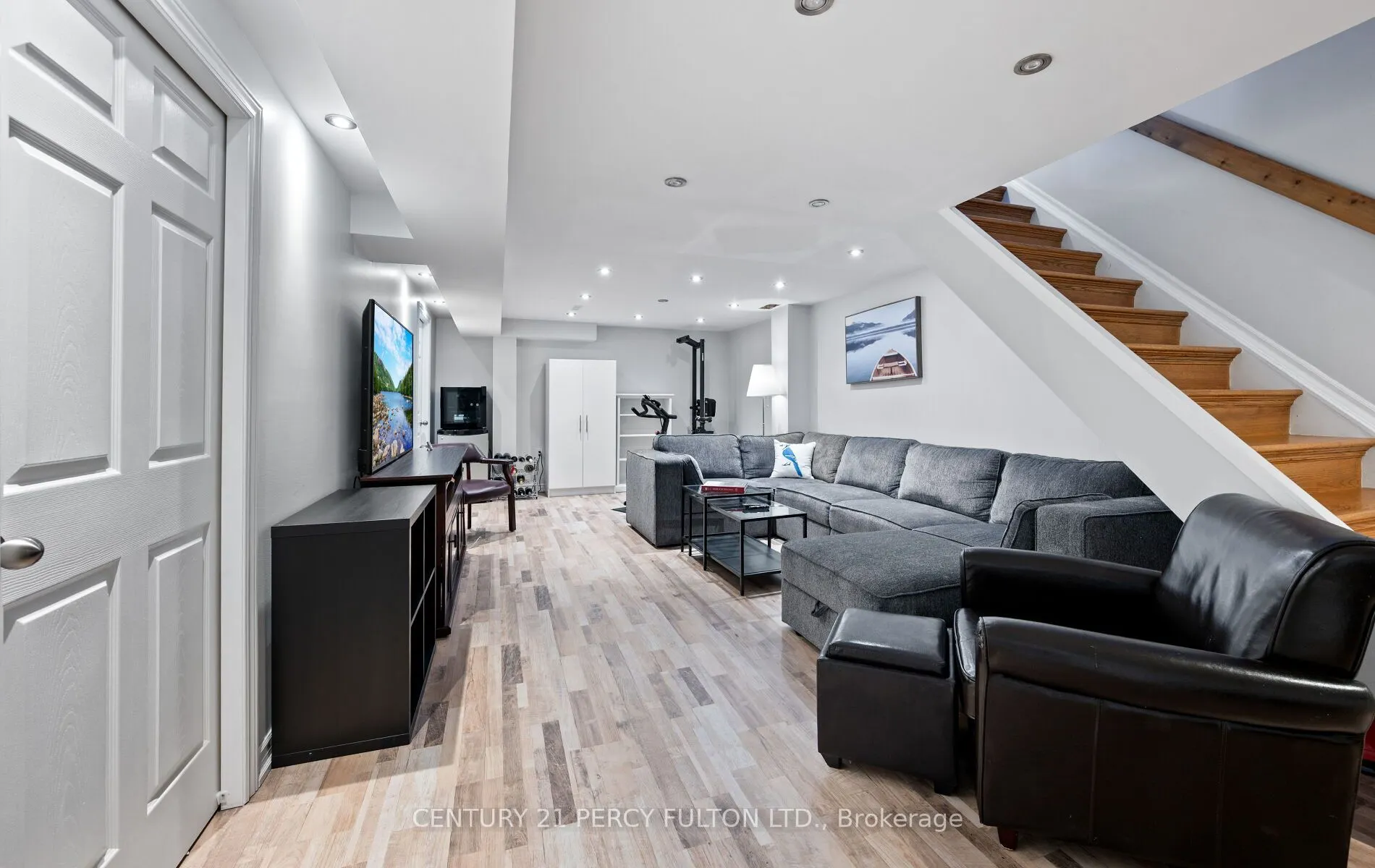 57 Golden Appleway, #111