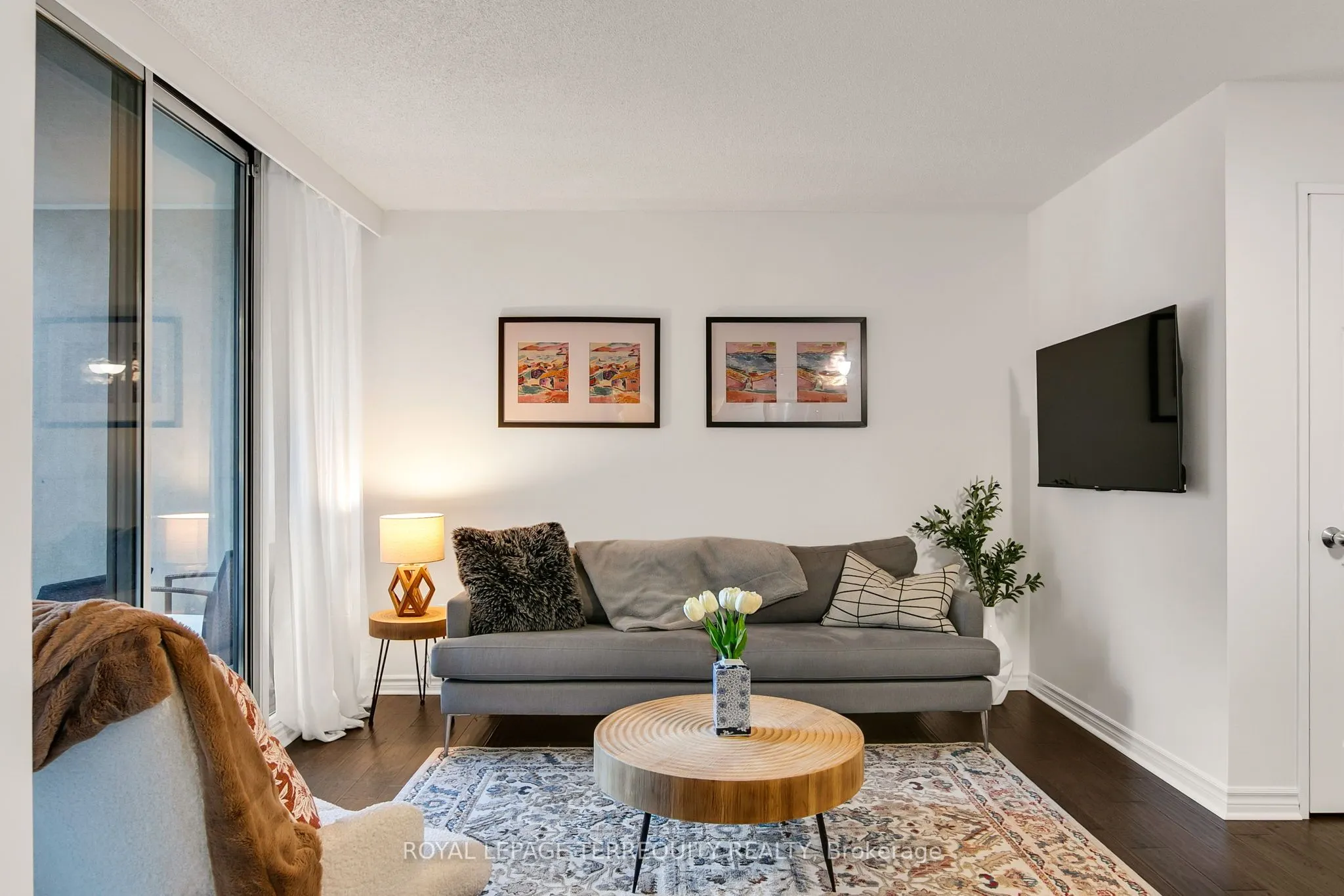 253 Merton Street, #501