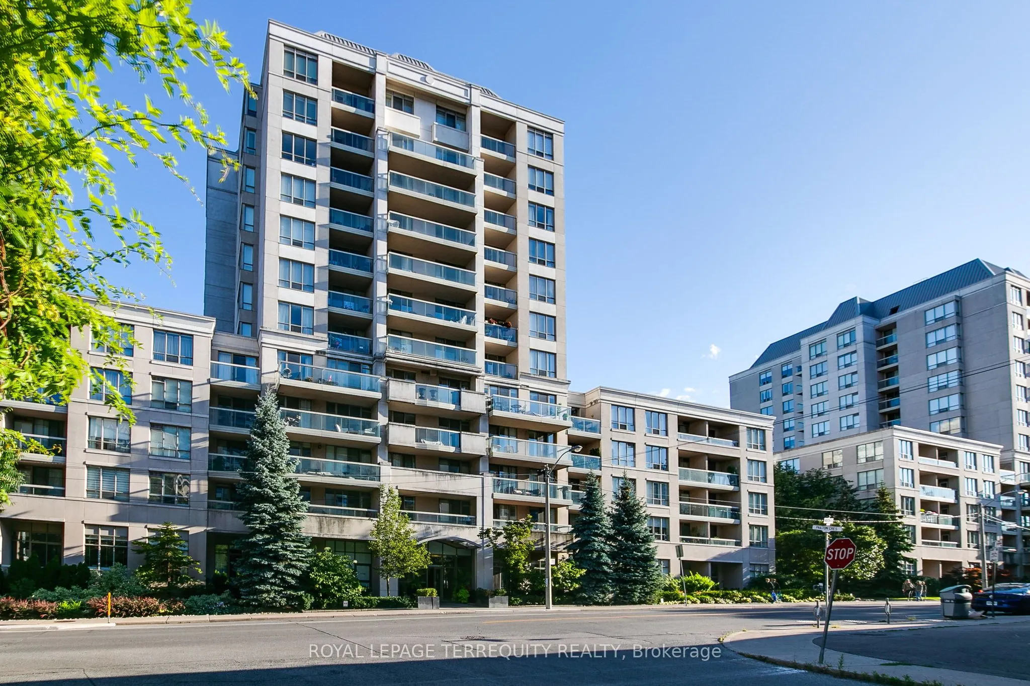 253 Merton Street, #501