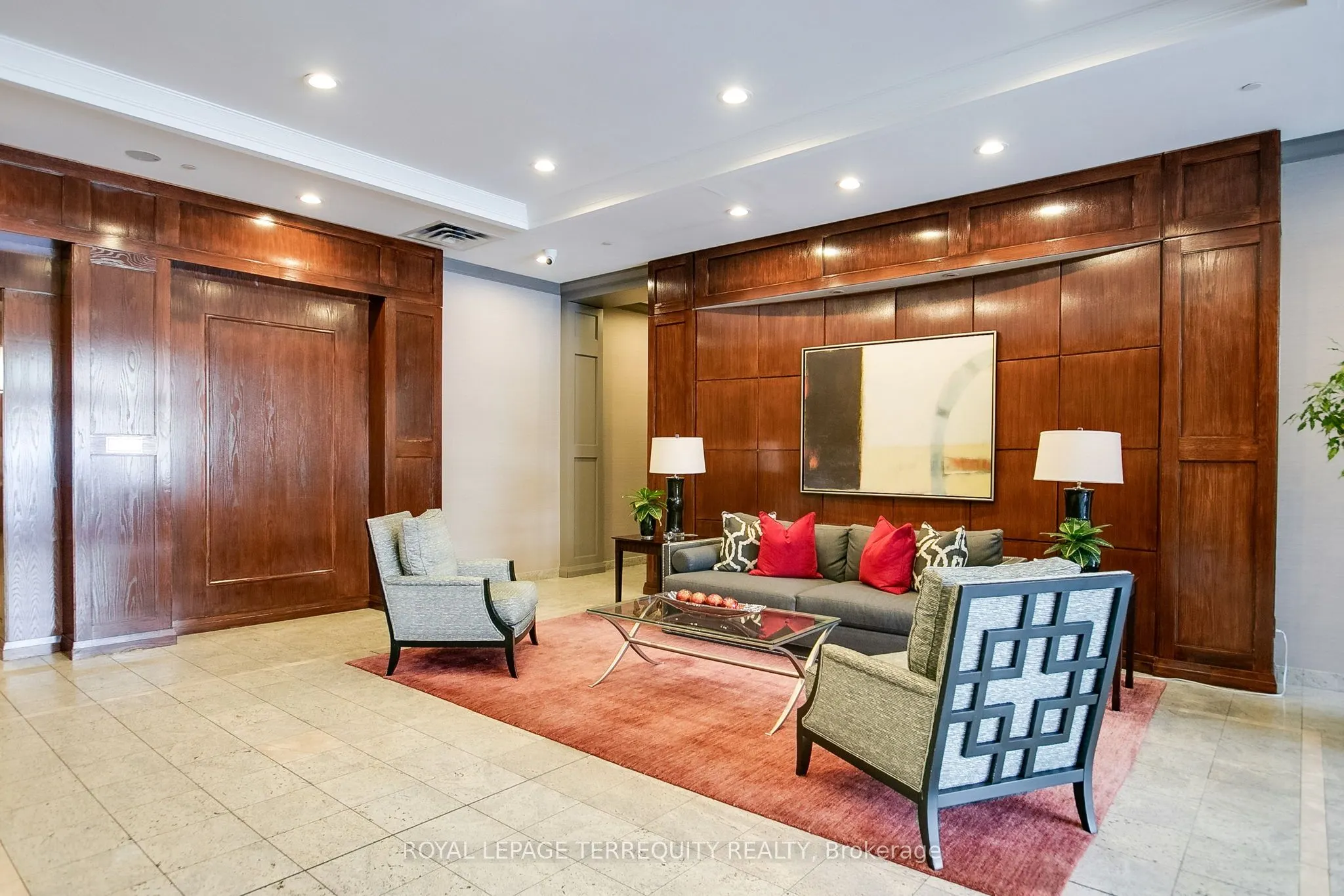 253 Merton Street, #501