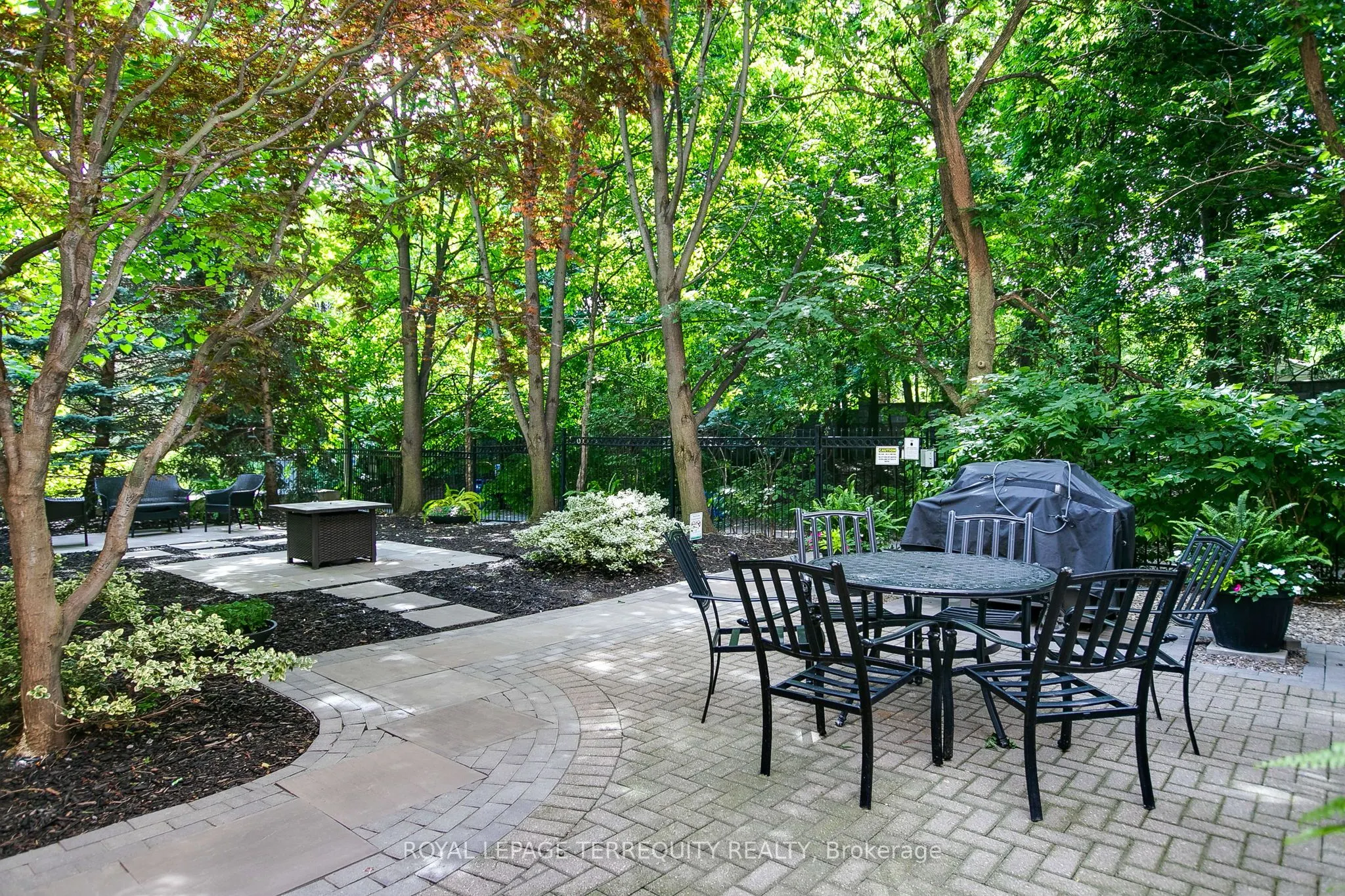 253 Merton Street, #501