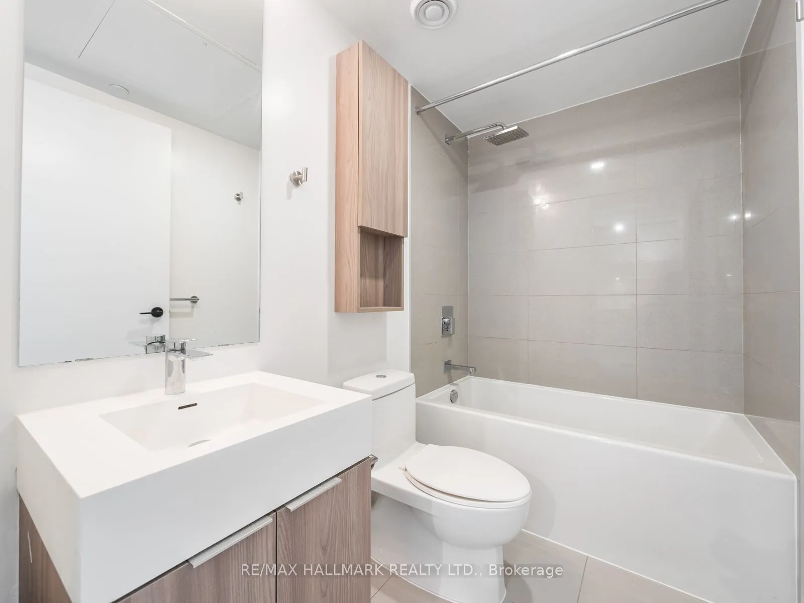 35 Rolling Mills Road, #S423
