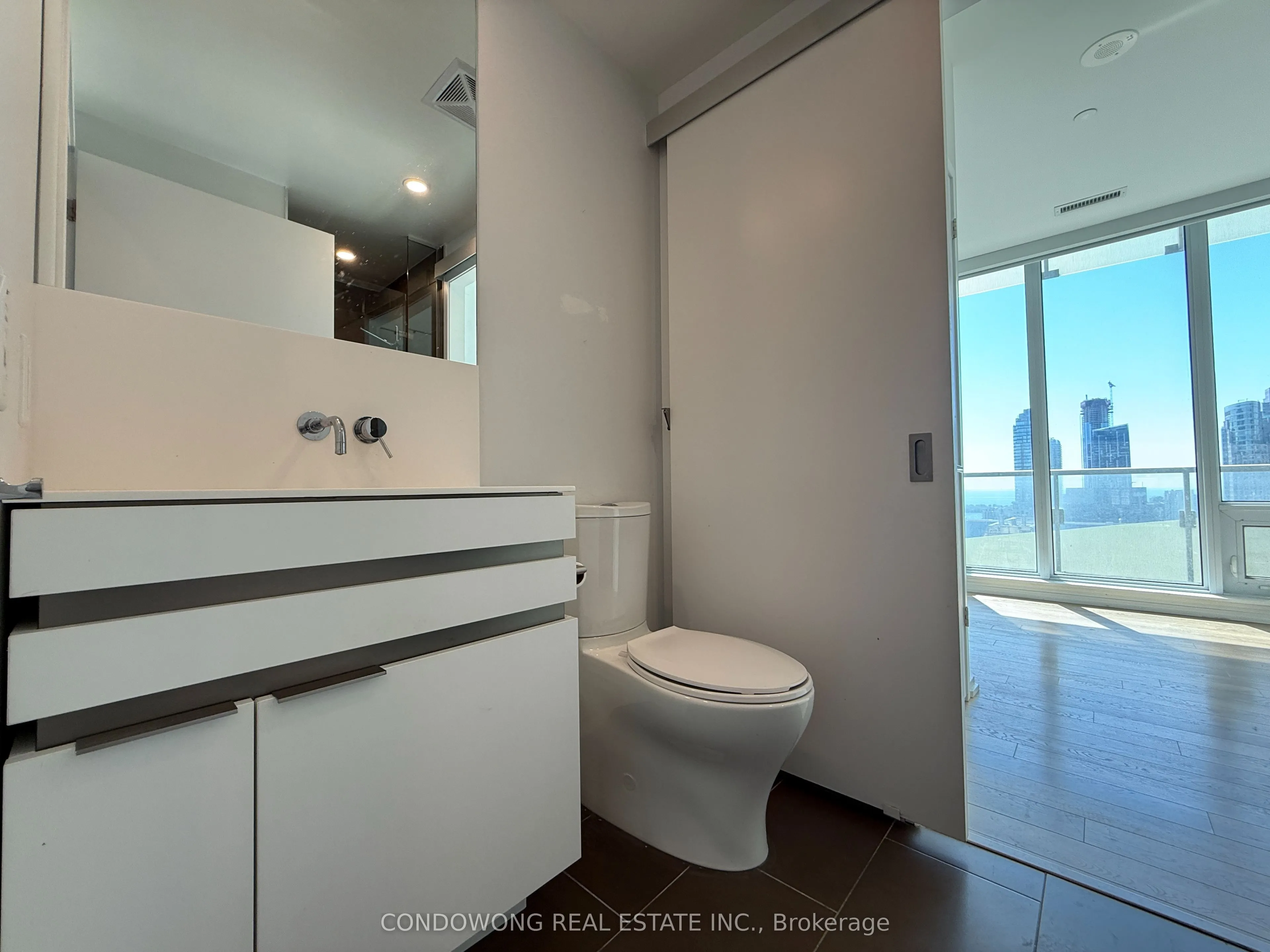 197 Yonge Street, #3608