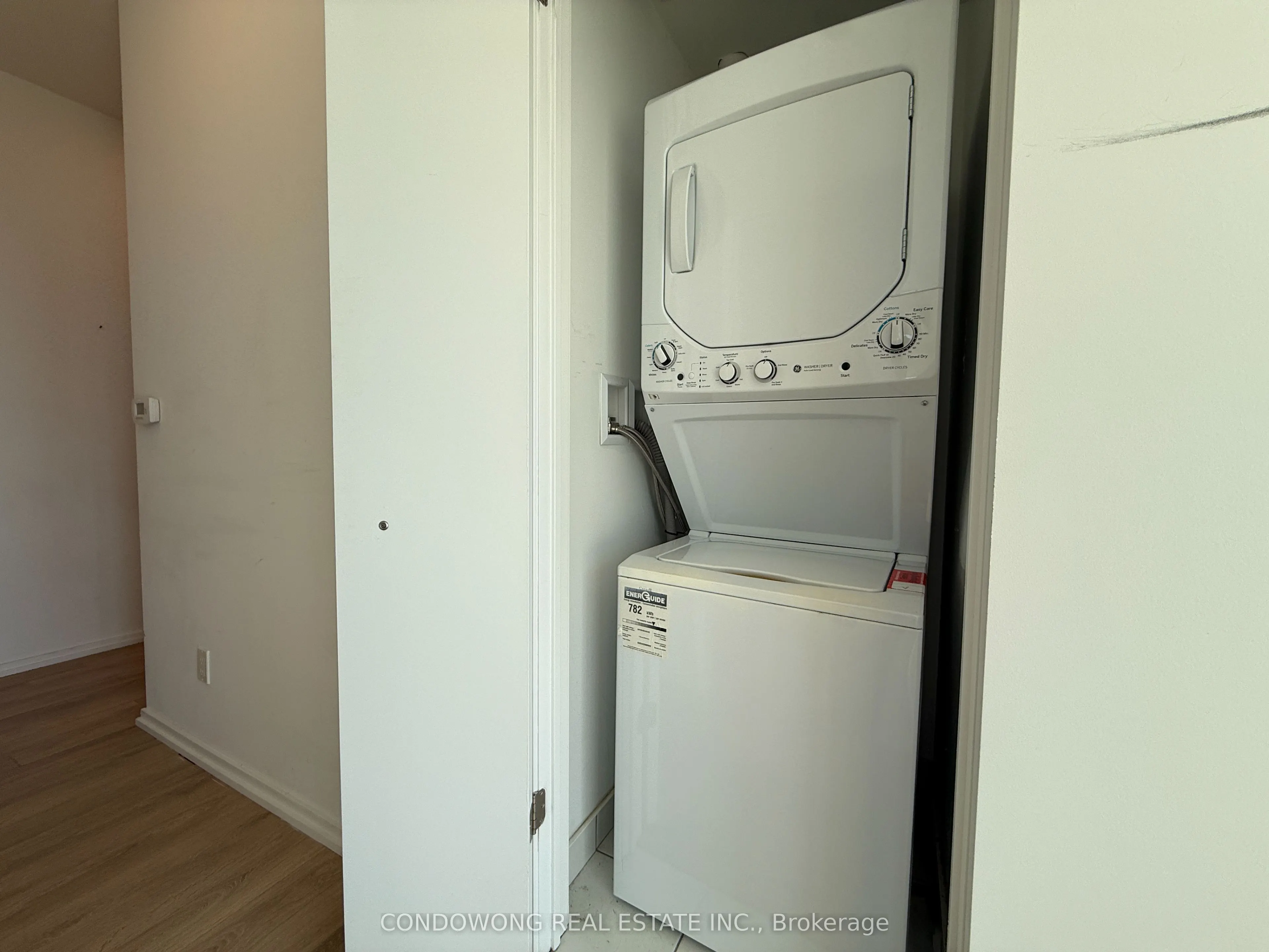 197 Yonge Street, #3608