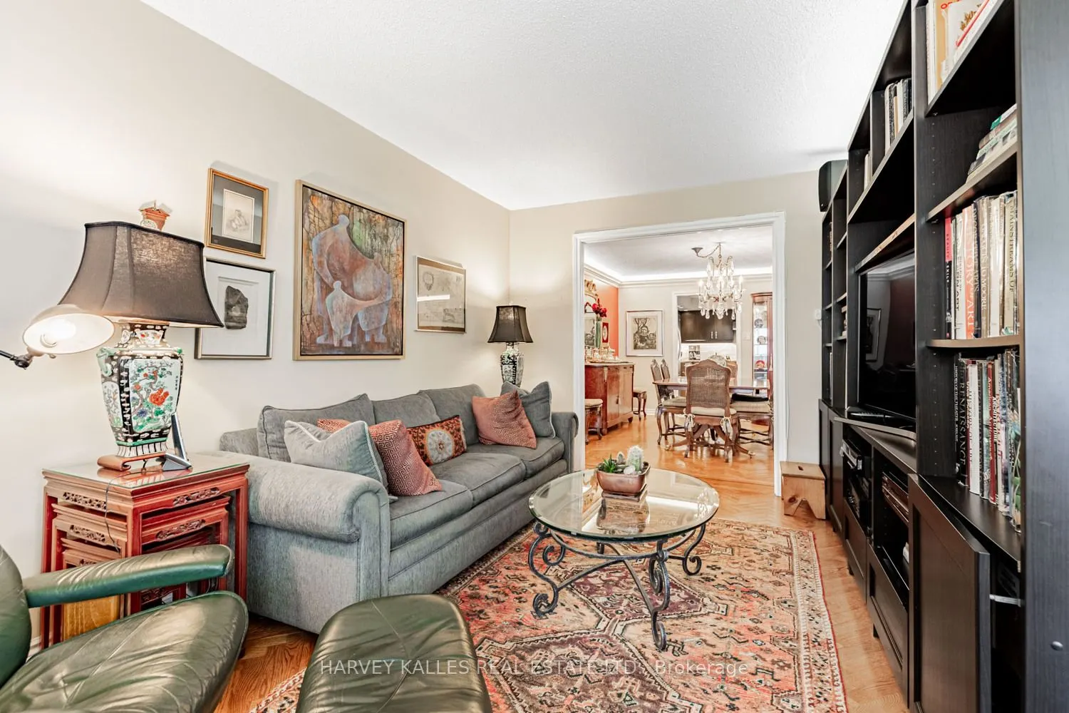 65 Spring Garden Avenue, #906