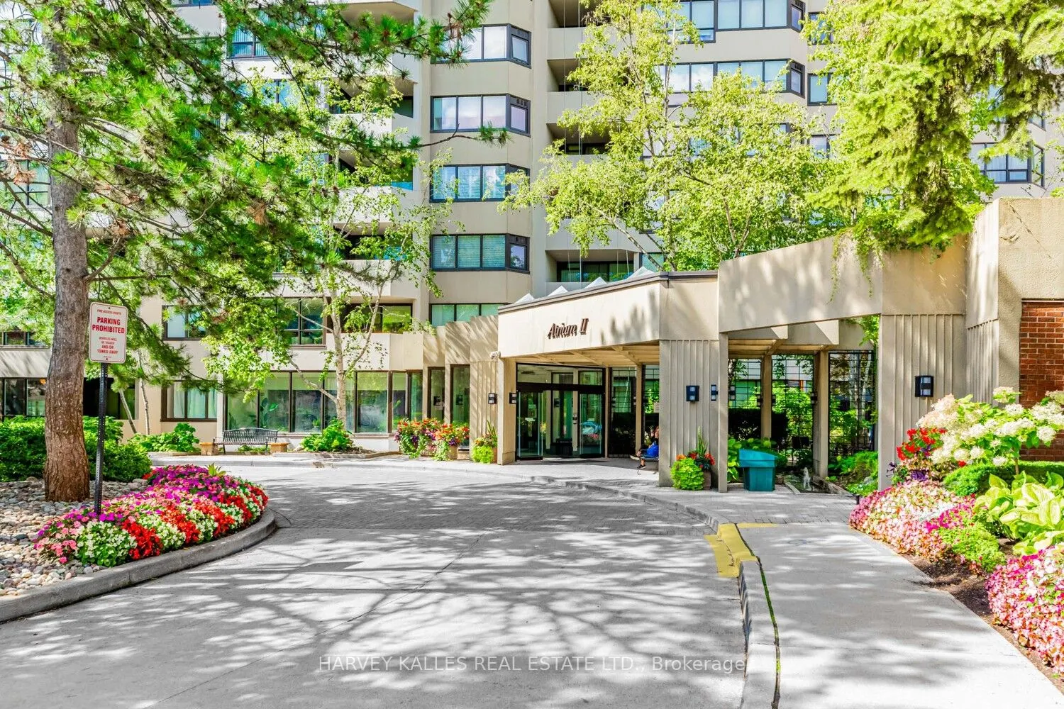 65 Spring Garden Avenue, #906